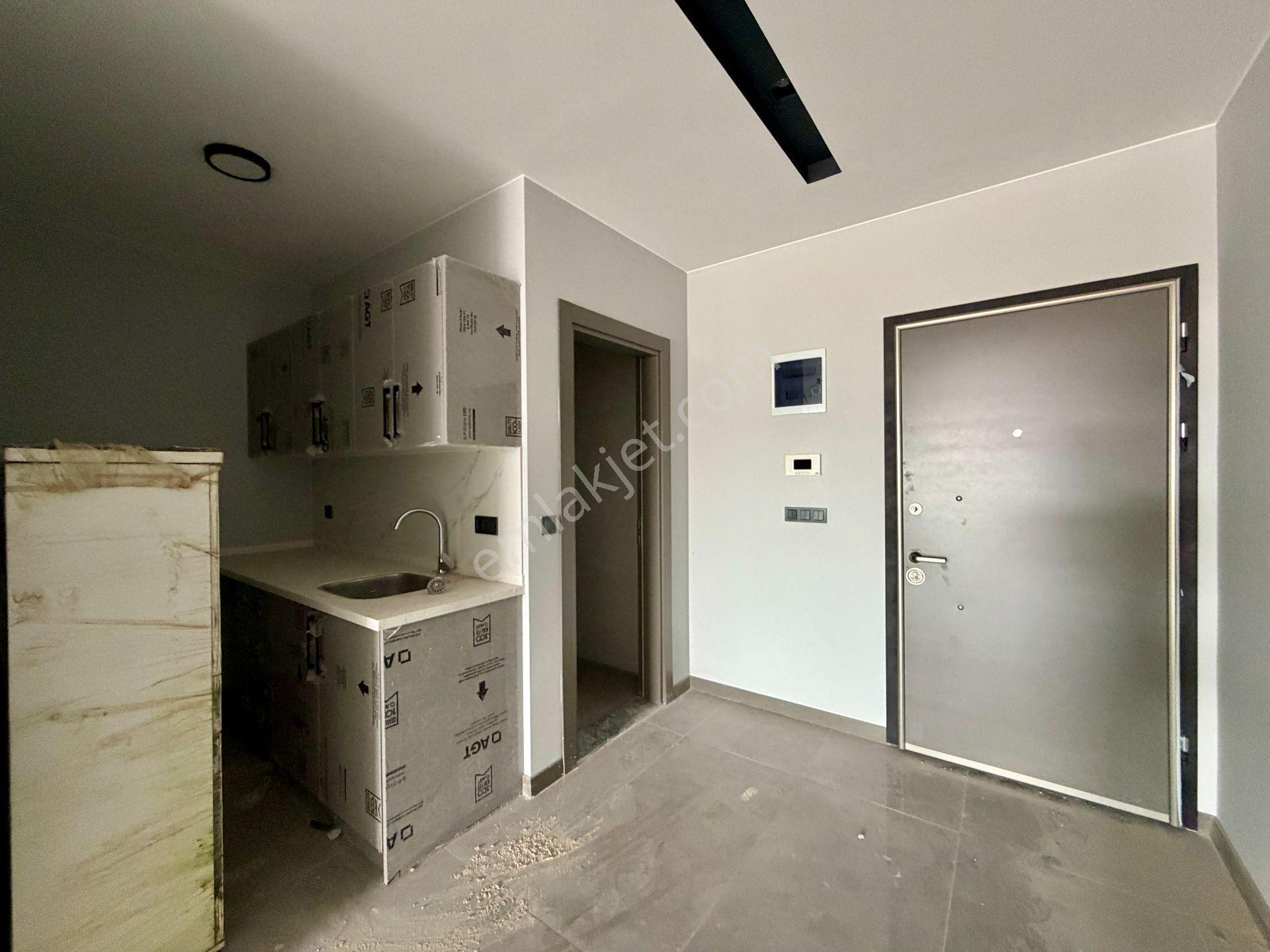 Kuşadası Merkez Ana Cadde Üzerınde 70 M² Kıralık Ofıs - Görsel 7