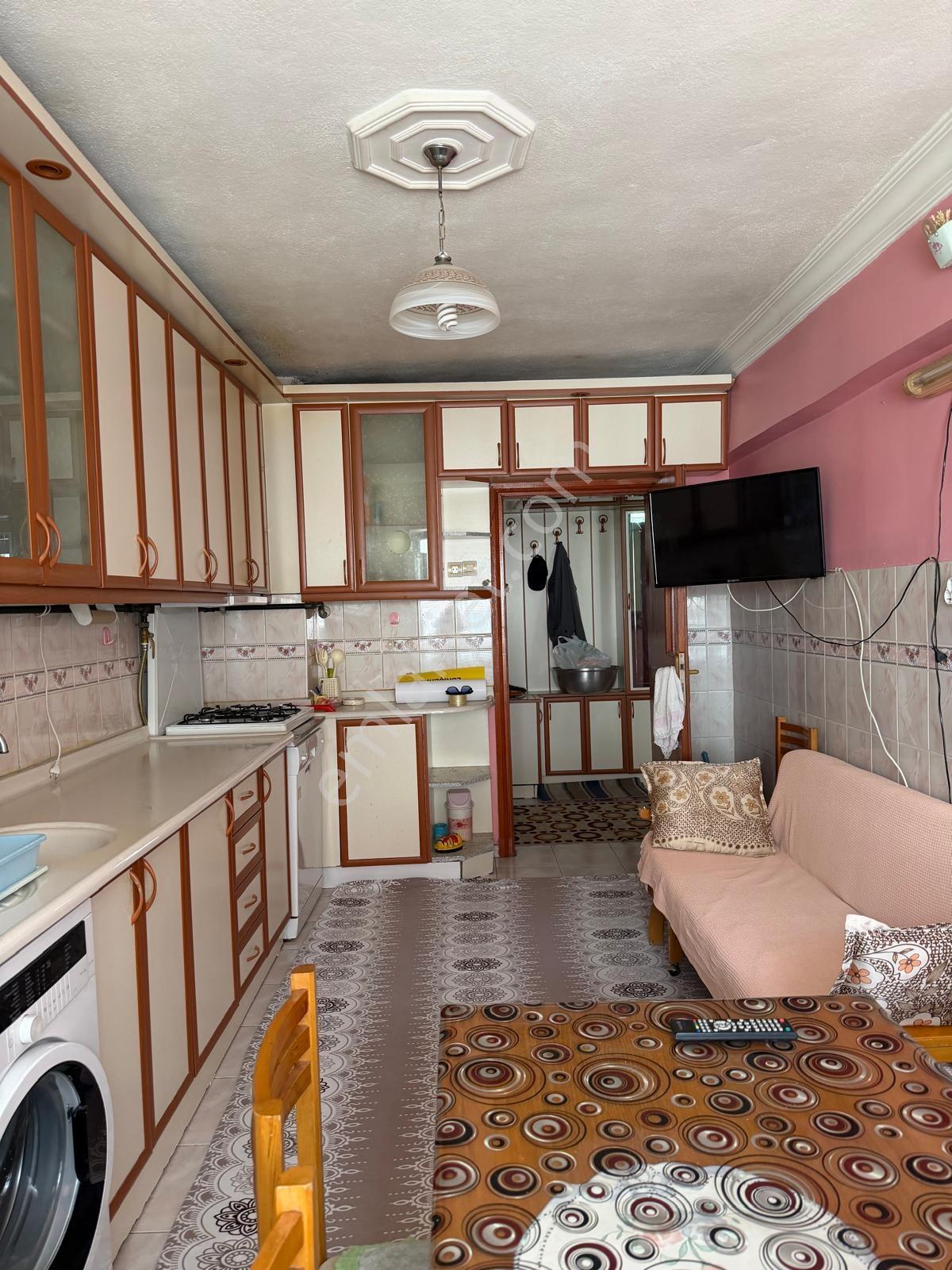 Oscar'dan Yaylapınar Cad.üzerinde Balkonlu Eşyalı 2+1 - Görsel 26