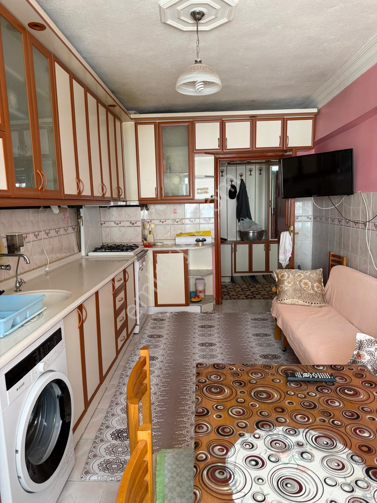 Oscar'dan Yaylapınar Cad.üzerinde Balkonlu Eşyalı 2+1 - Görsel 29