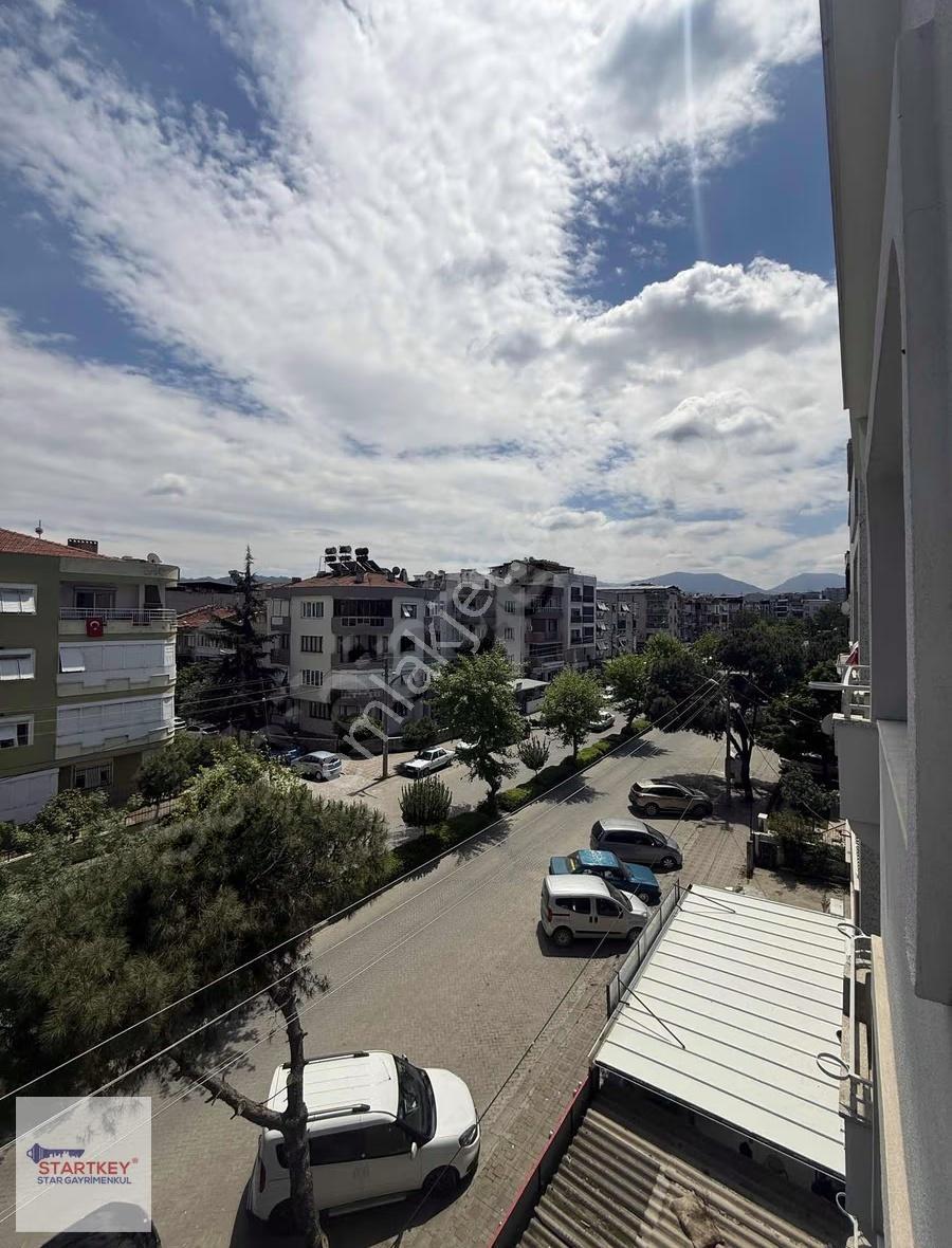 Turgutlu Kervanyolu Üzerinde Kiralık 170 M2 3+1 Doğalgazlı Daire - Görsel 6