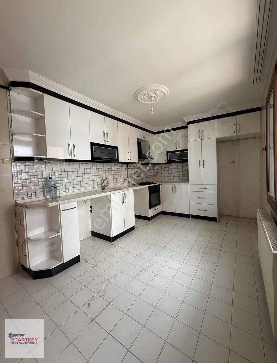 Turgutlu Kervanyolu Üzerinde Kiralık 170 M2 3+1 Doğalgazlı Daire