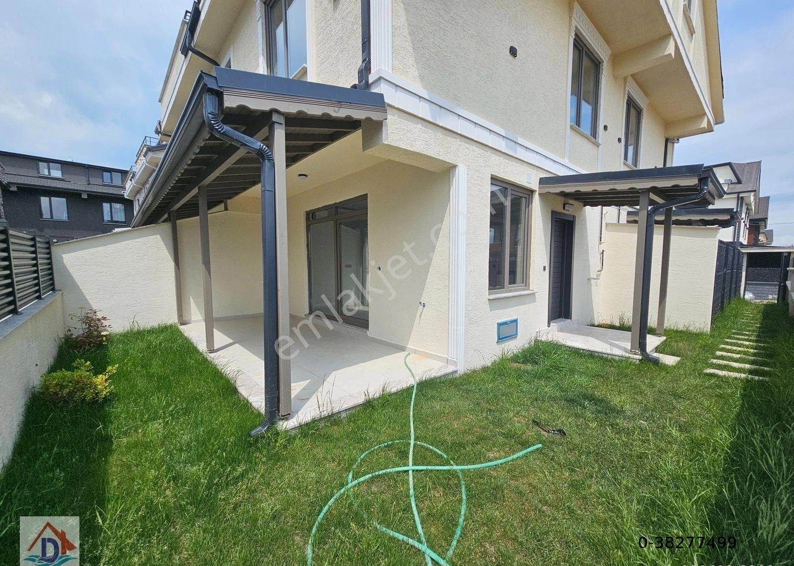 Deniz'den 3+1 Merkezi Konumda, Bahçeli Satılık Villa - Görsel 30