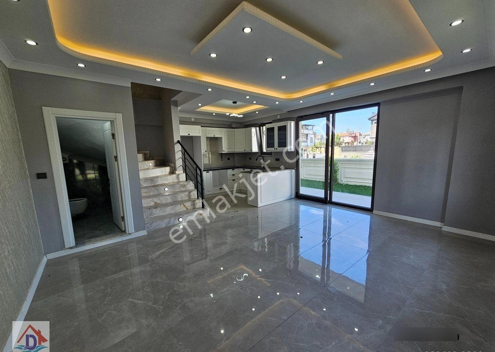 Deniz'den 4+1 Bahçeli, Denize Yürüme Mesafesinde Villa - Görsel 31