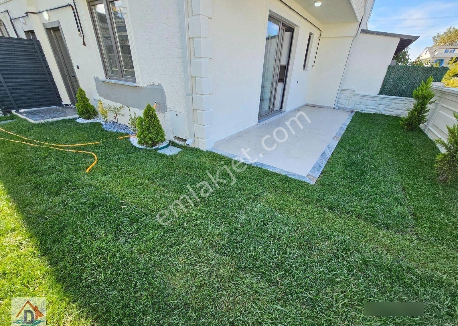 Deniz'den 4+1 Bahçeli, Denize Yürüme Mesafesinde Villa - Görsel 15