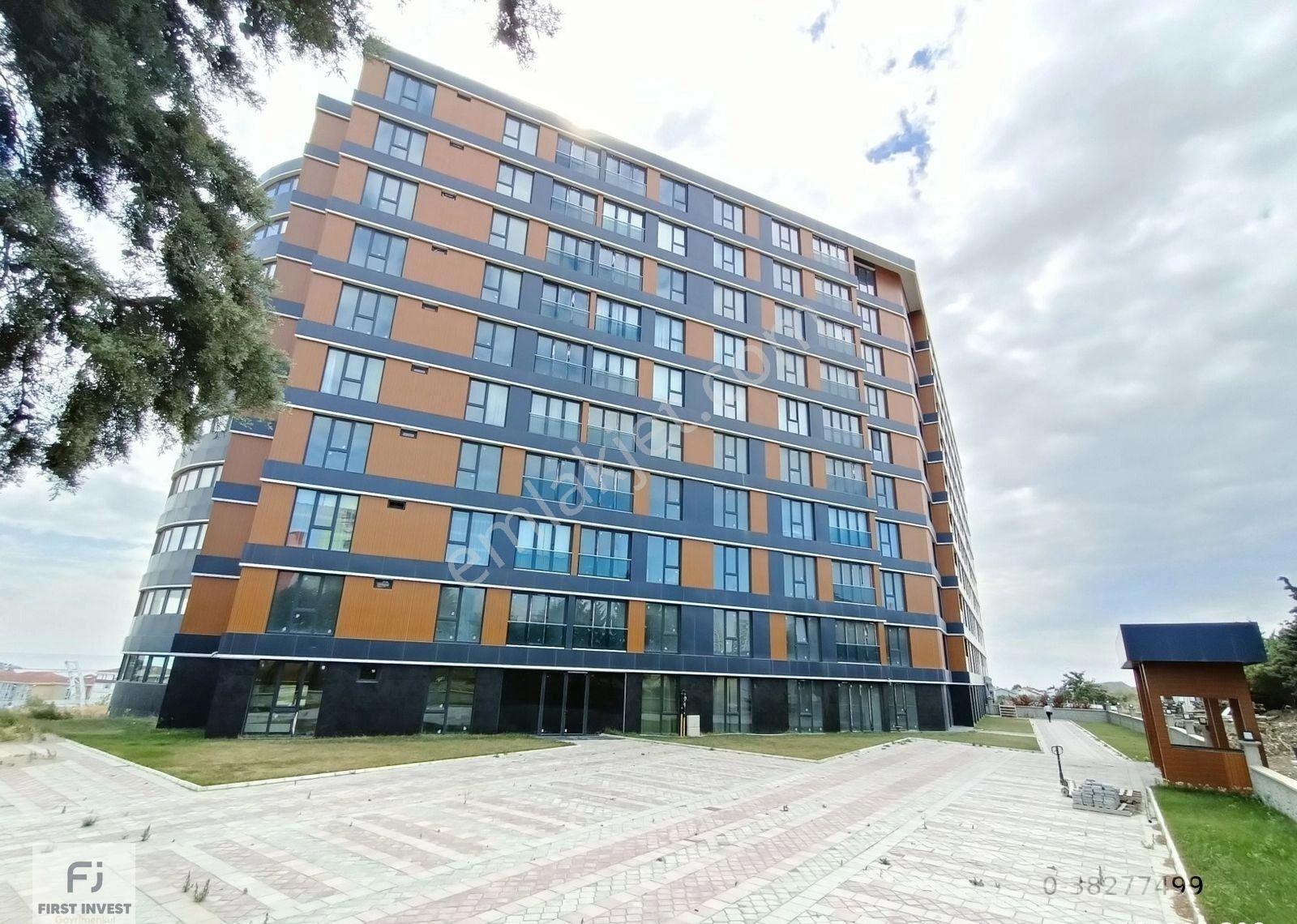 Silivri'de Panoramik Deniz Manzaralı Kiralık Ultra Lux 3+1 Daire - Görsel 18