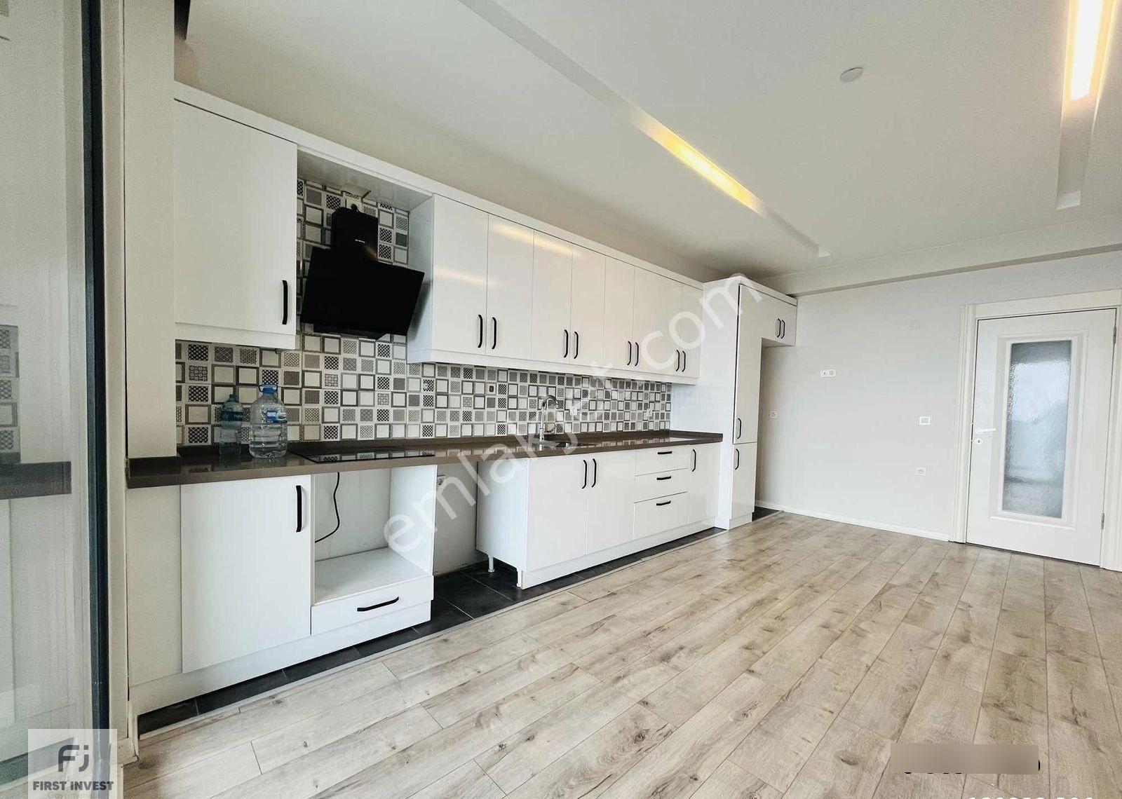 Silivri'de Panoramik Deniz Manzaralı Kiralık Ultra Lux 3+1 Daire - Görsel 24