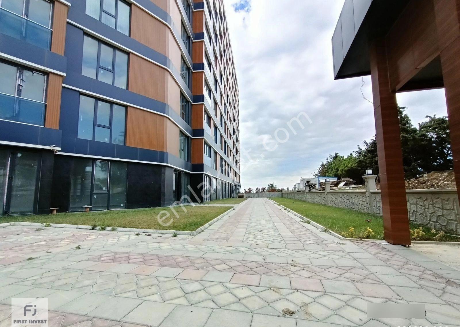 Silivri'de Panoramik Deniz Manzaralı Kiralık Ultra Lux 3+1 Daire - Görsel 17