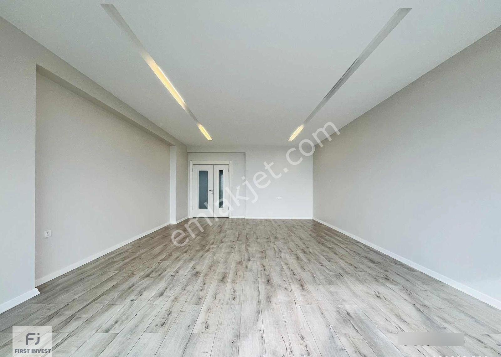 Silivri'de Panoramik Deniz Manzaralı Kiralık Ultra Lux 3+1 Daire - Görsel 19
