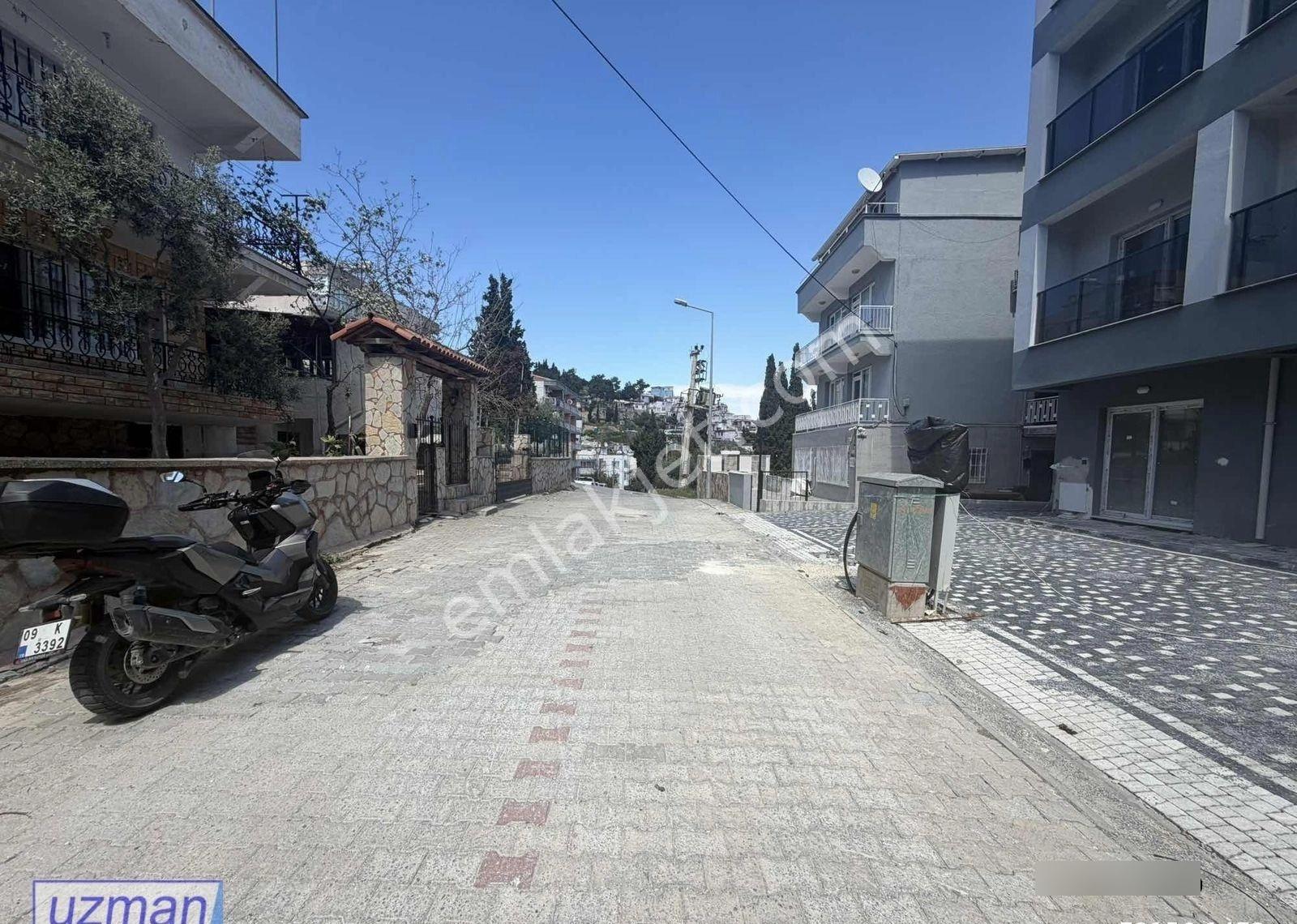 Kuşadasında Limana 700mt Yatırmlık 1+1 - Görsel 5