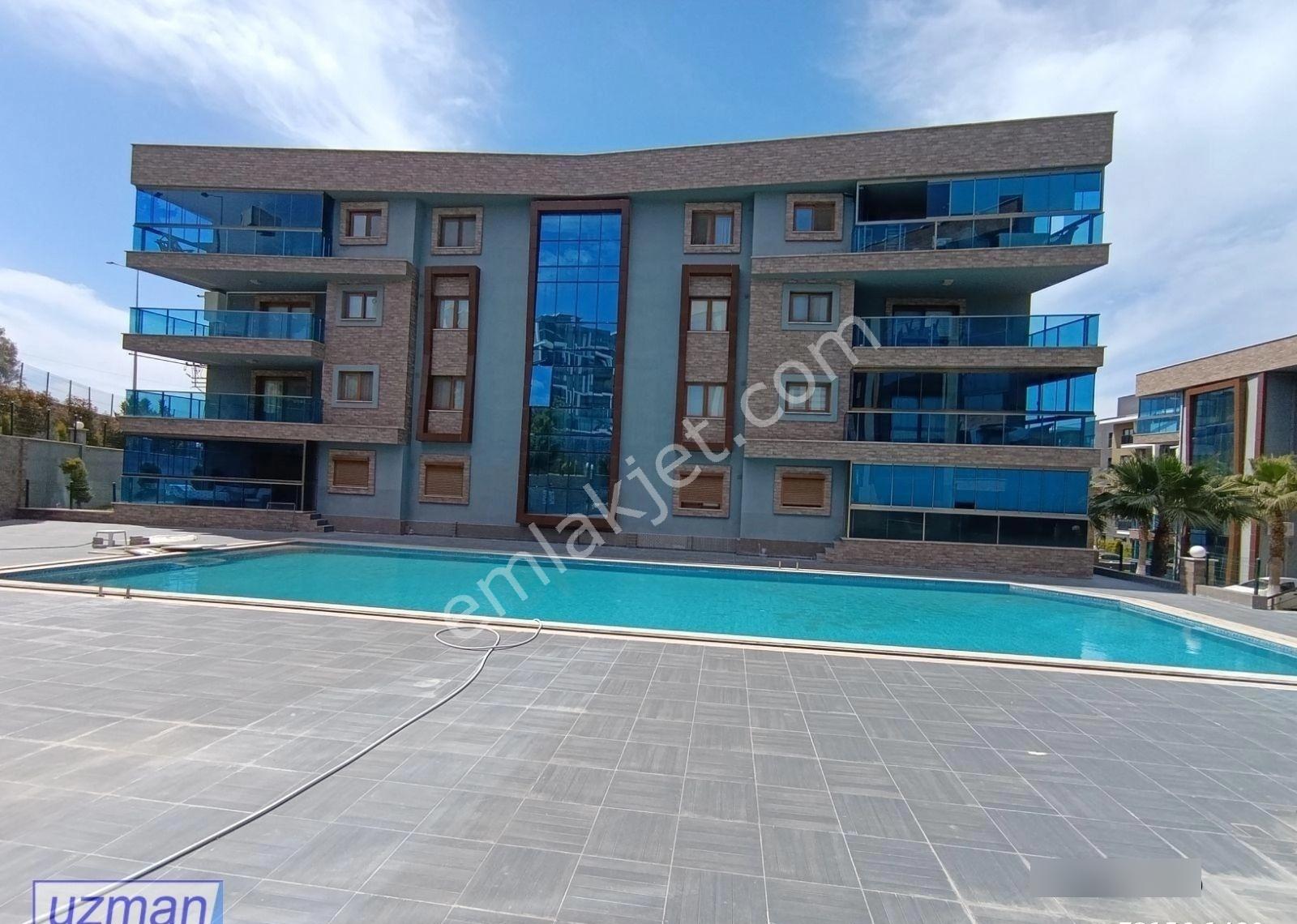 Kuşadası Değirmendere'de Elit Site İçinde Kiralık 3+1 Daire - Görsel 9