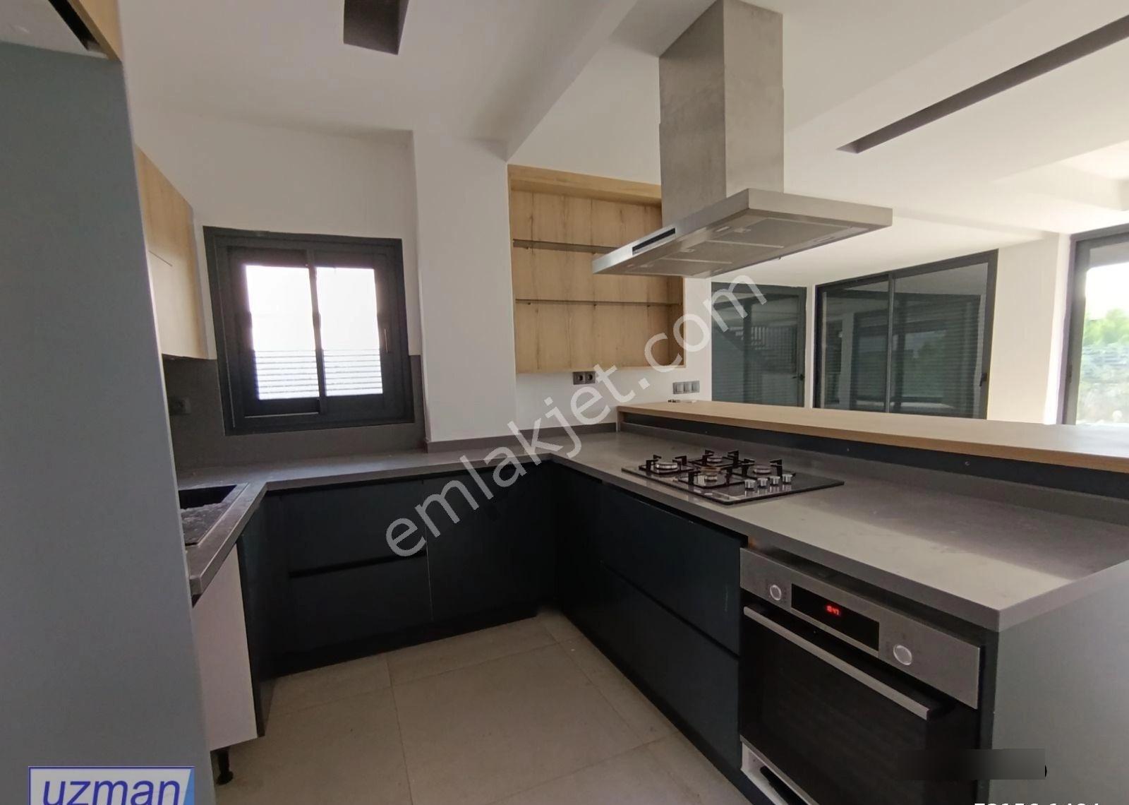 Karaova'da Müstakil Havuzlu Doğalgazlı 5+1 Kiralık Villa - Görsel 29