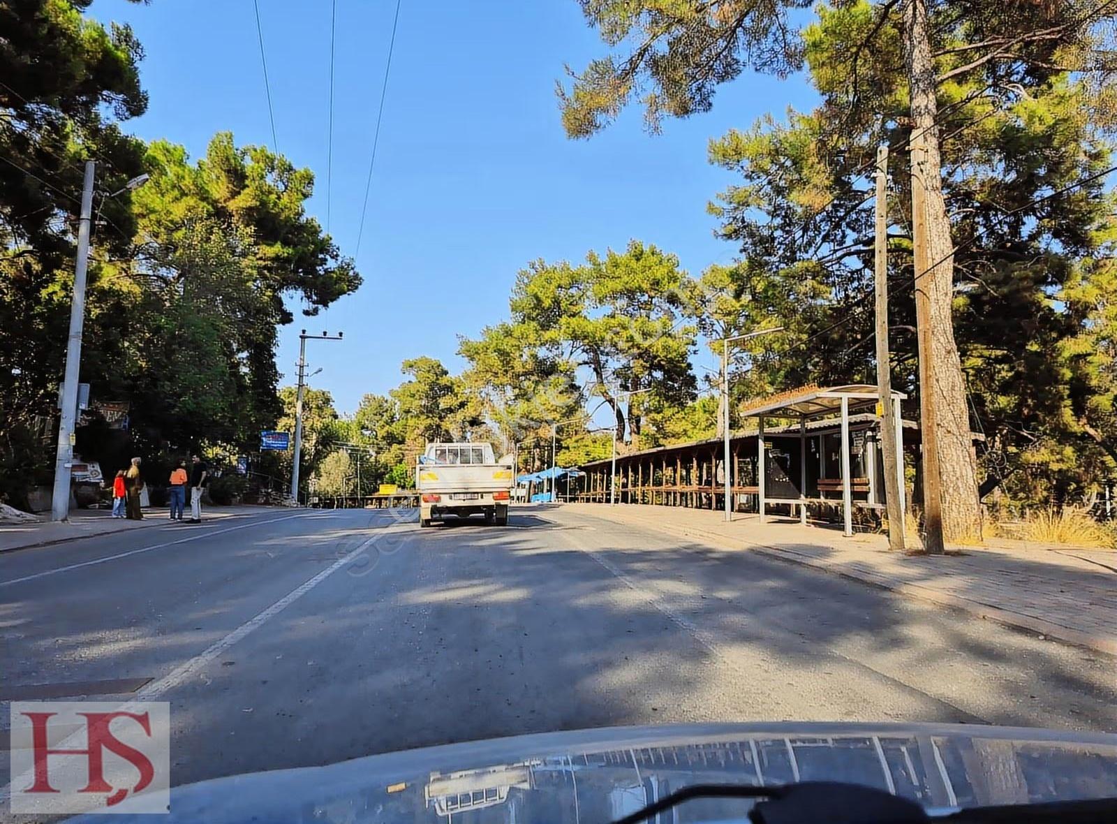 Fiyat Düştü! Doyran'da 2.200 M2 İçerisinde Satılık Müstakil Ev - Görsel 23