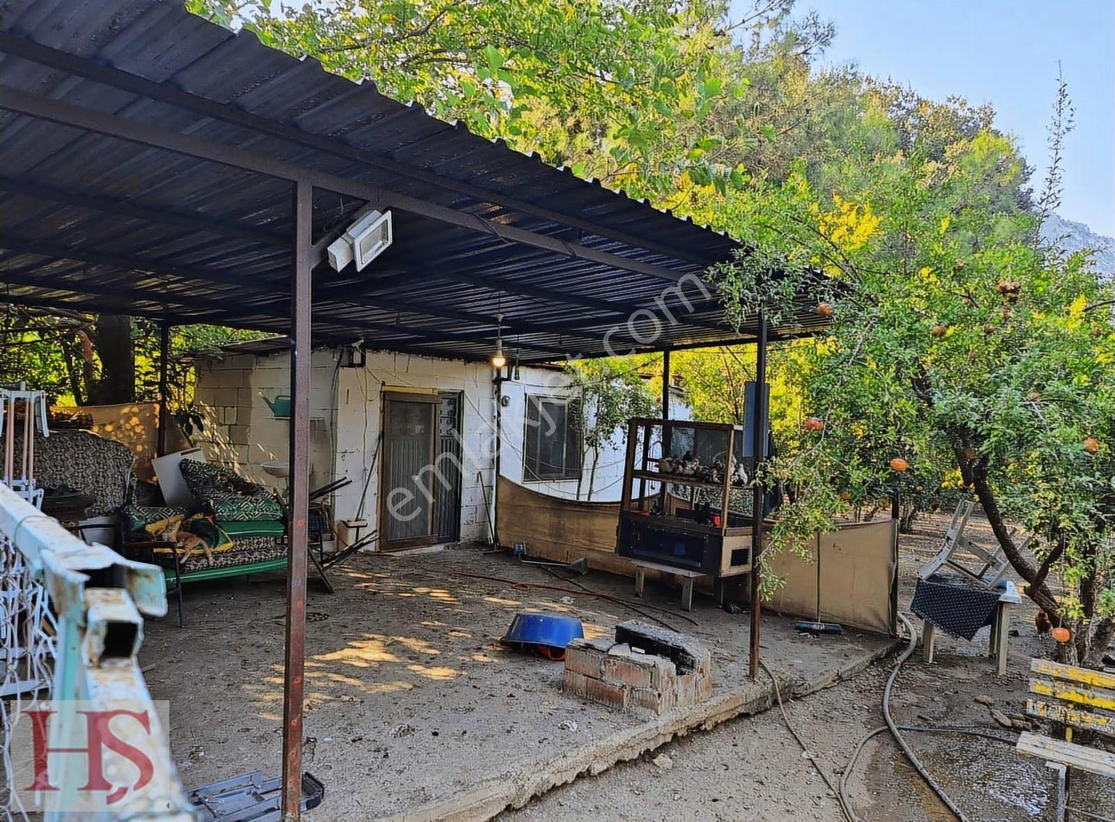 Fiyat Düştü! Doyran'da 2.200 M2 İçerisinde Satılık Müstakil Ev - Görsel 8