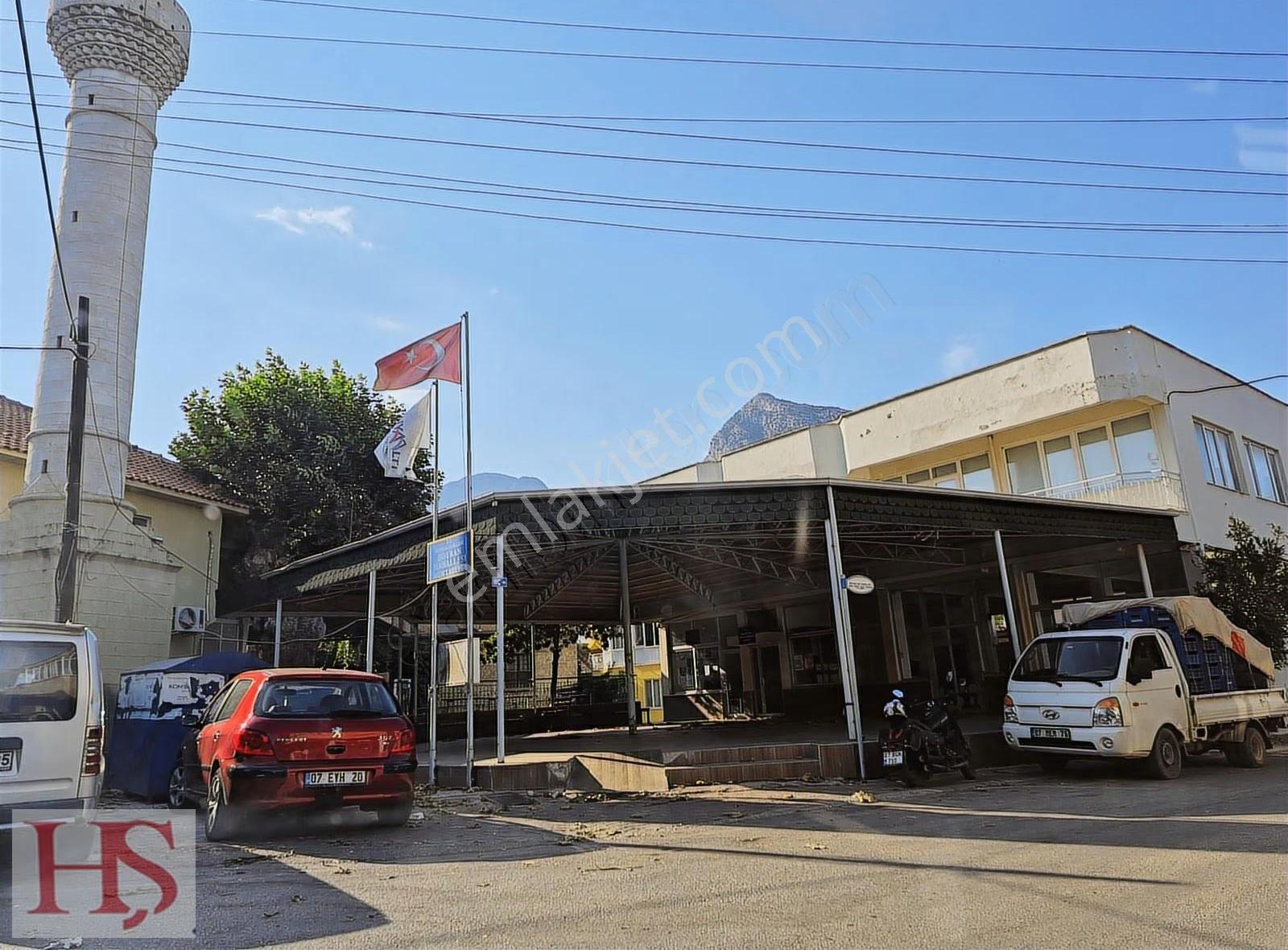 Fiyat Düştü! Doyran'da 2.200 M2 İçerisinde Satılık Müstakil Ev - Görsel 5