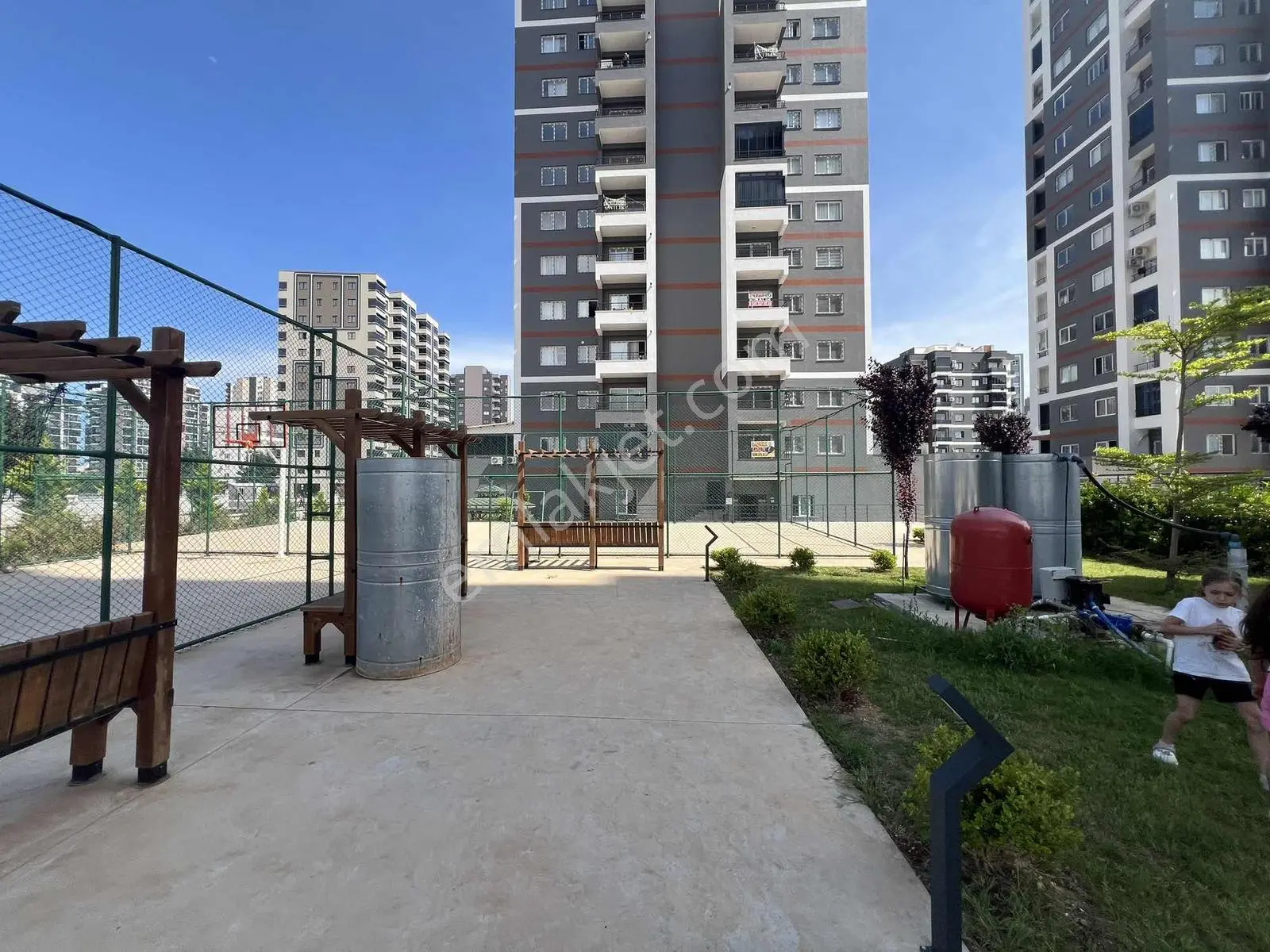 Gazi Paşa Cad. Sıfır Havuzlu Site İçerisinde 2+1 Satılık Daire - Görsel 4