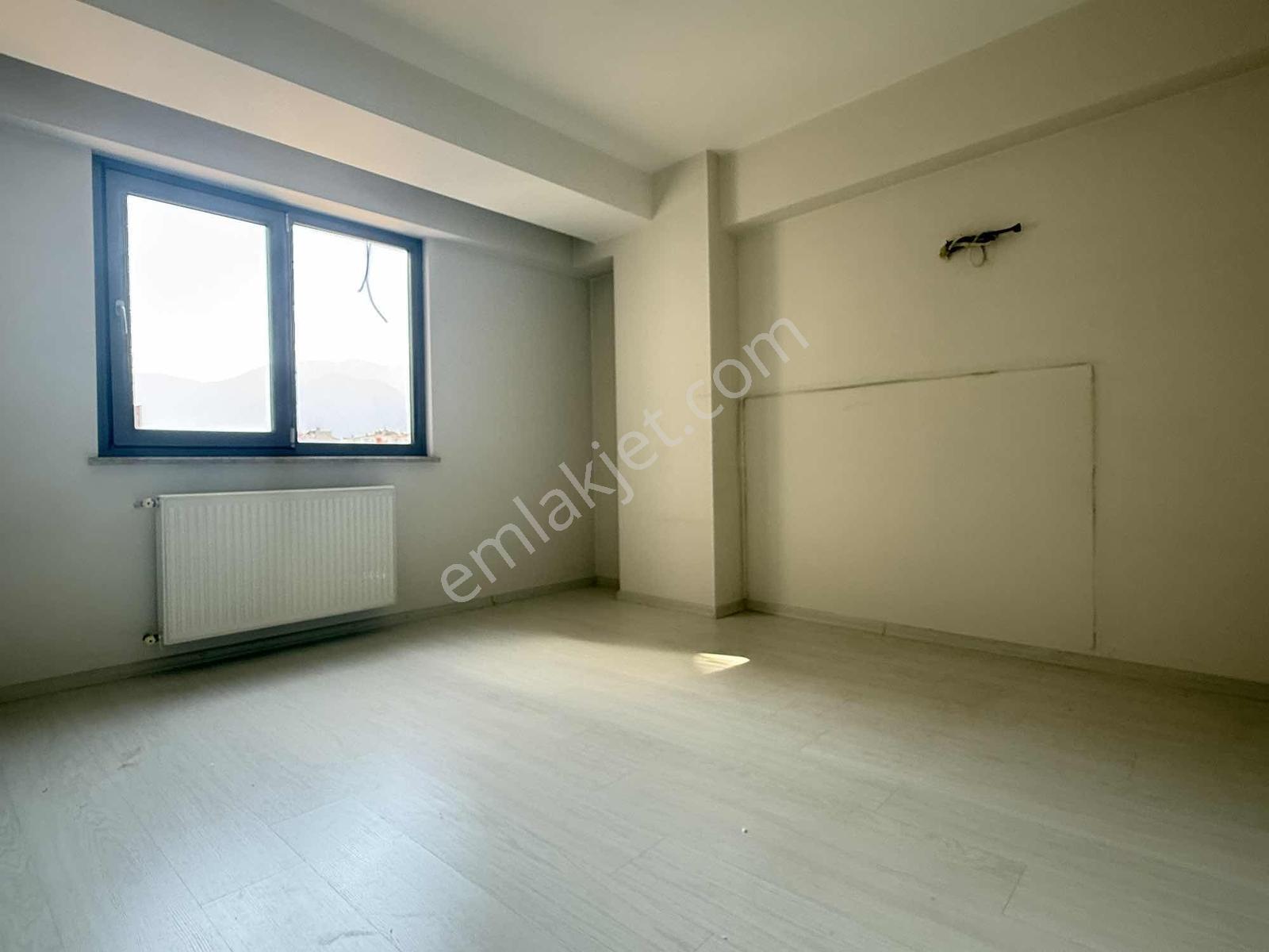 Binyapıdan İstiklal Caddesinde 3+1 Ara Kat Lüks Daire ! - Görsel 17