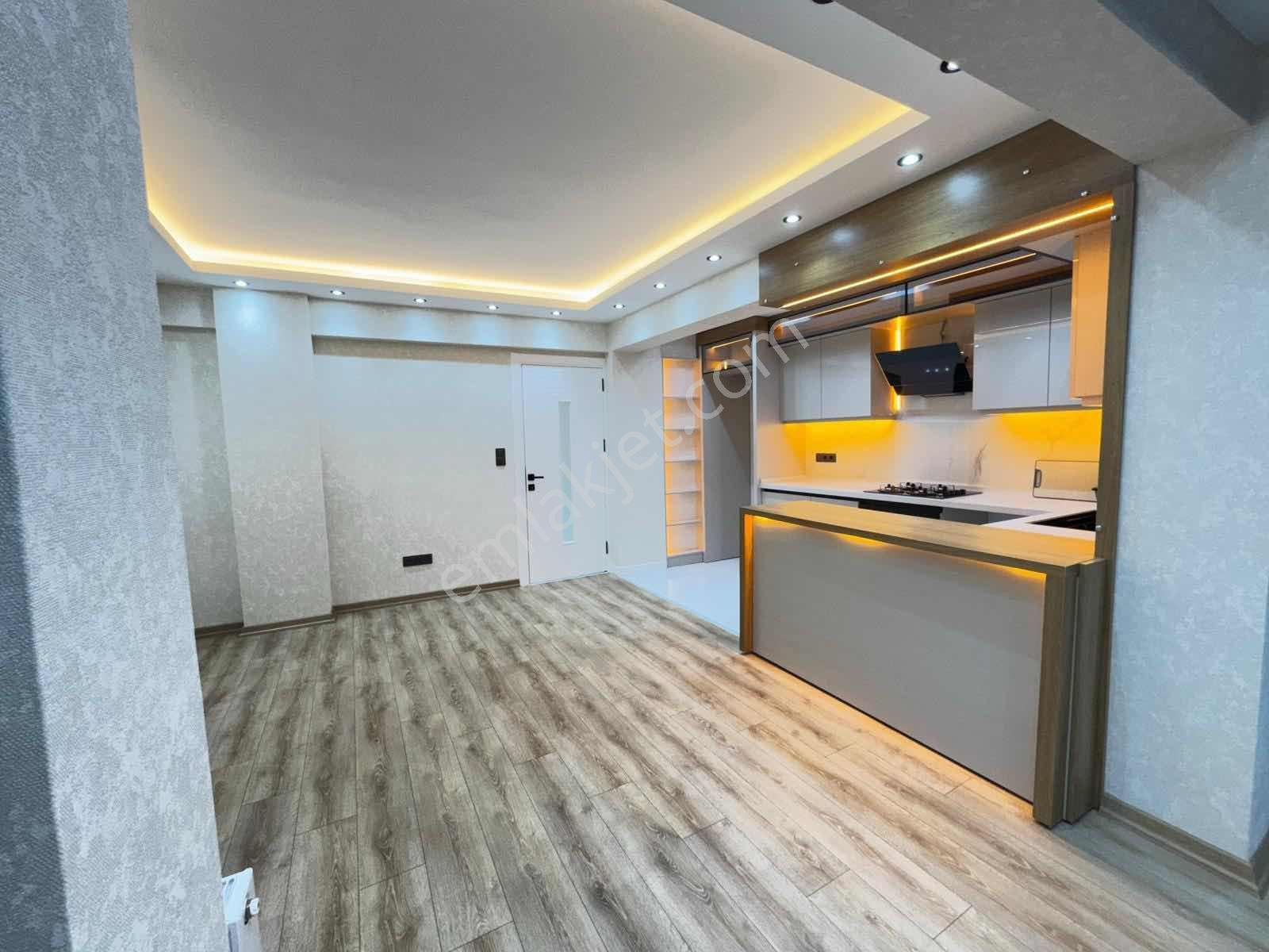 Balçova'da 3+1 160 M2 Mustakıl Bahceli Satılık Lüx Daire - Görsel 10
