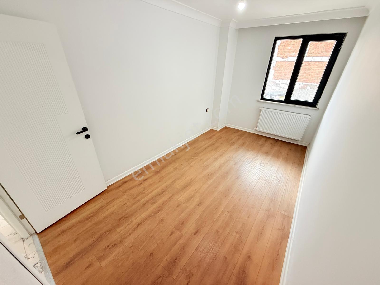 Pusula İnş.tan 50 Yıl Mah Cadde Uzerinde 125m2 3+1 1kat Daire - Görsel 22