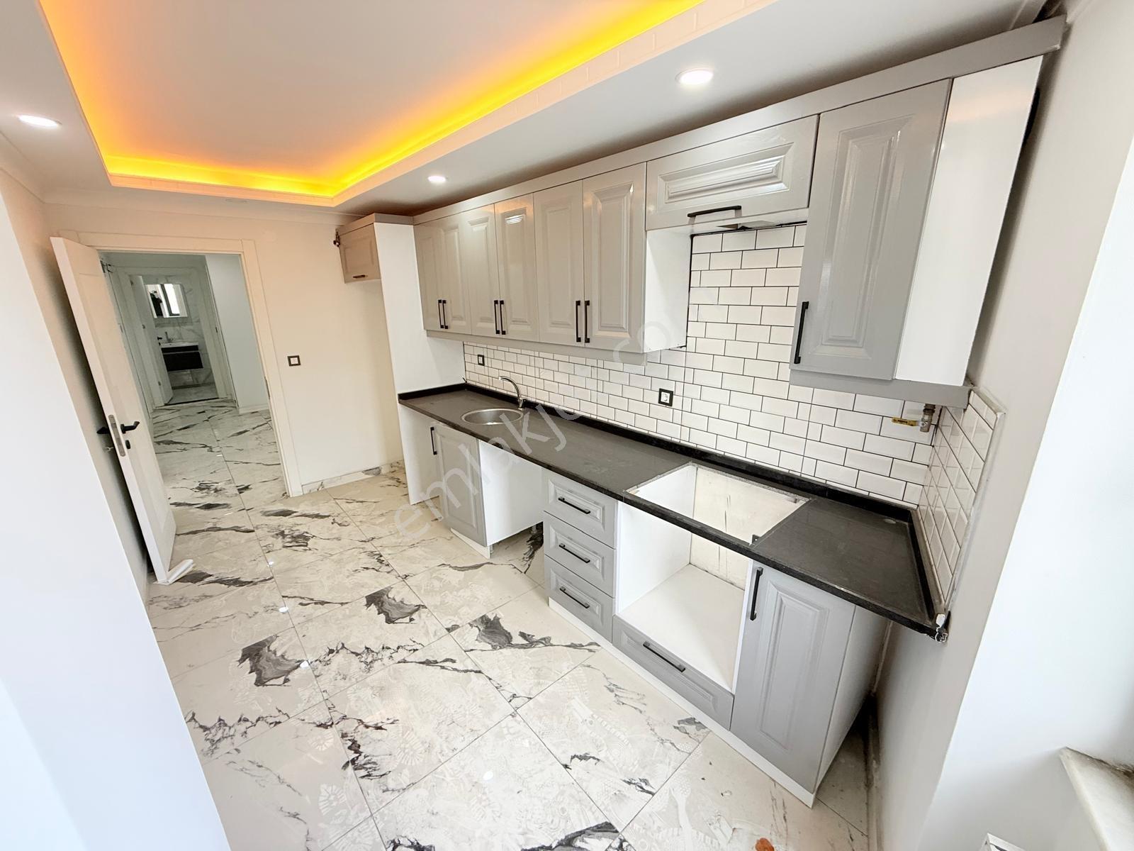 Pusula İnş.tan 50 Yıl Mah Cadde Uzerinde 125m2 3+1 1kat Daire - Görsel 20