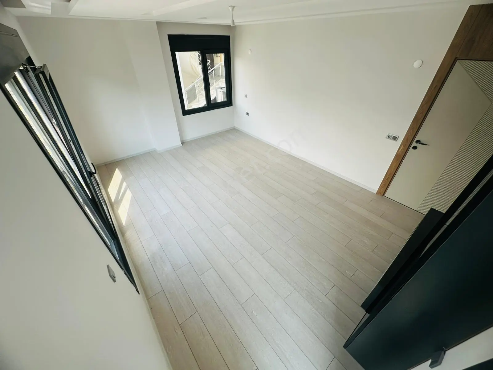 Kostak Gayrimenkulden Altınkumda Denize 200 Mt Ultralüx 3+1daire - Görsel 5