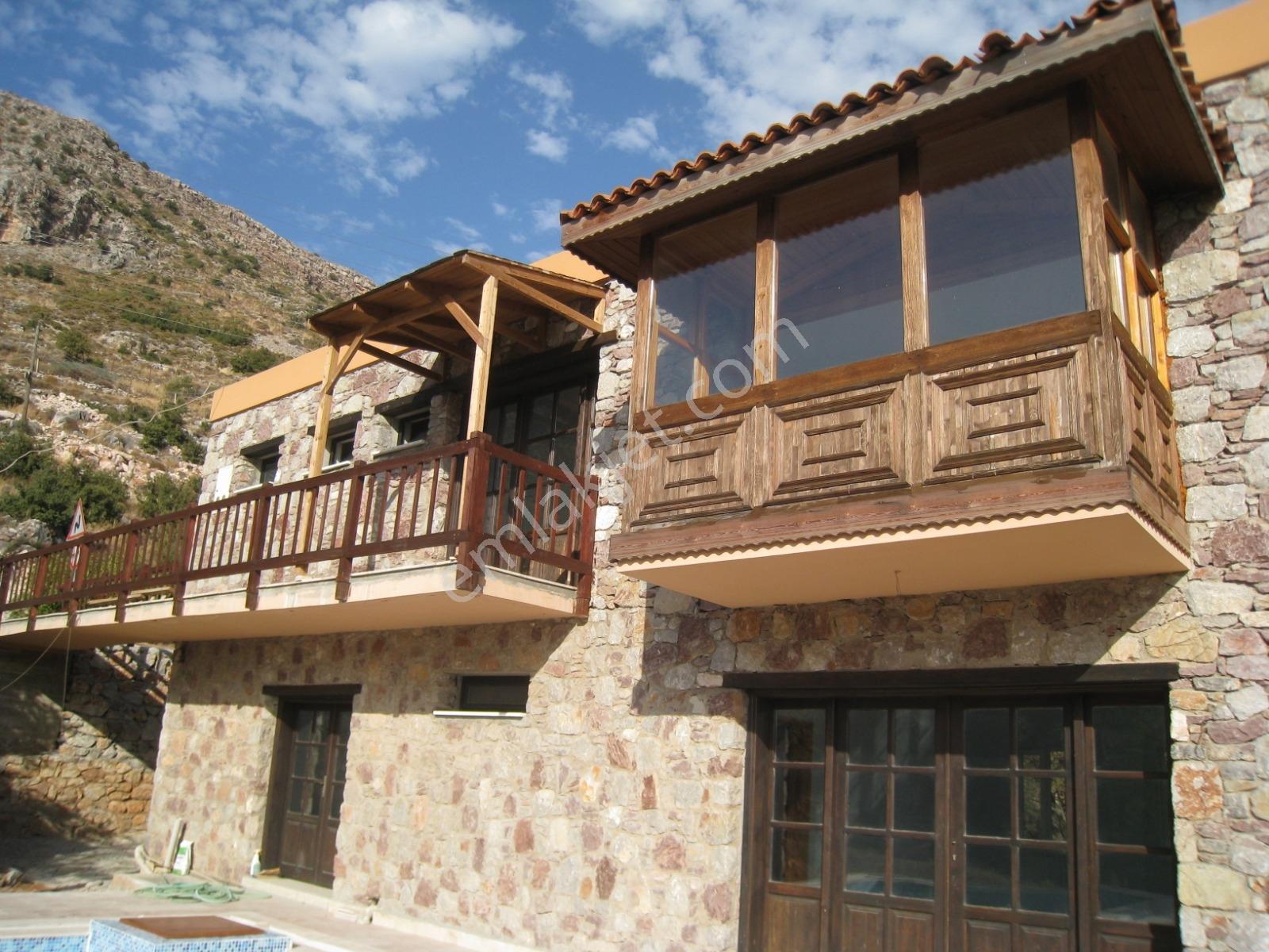 Marmaris Bozburun Deniz Ve Ada Manzaralı Emsalsiz Villa - Görsel 28