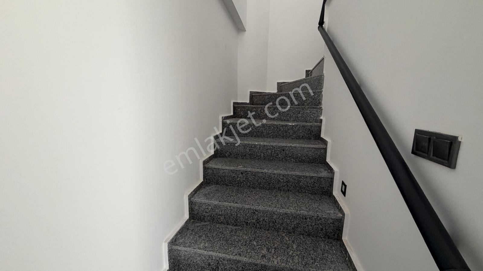 Marmaris Sitelerde Kiralık Sıfır 2+1 Dubleks Daire - Görsel 26