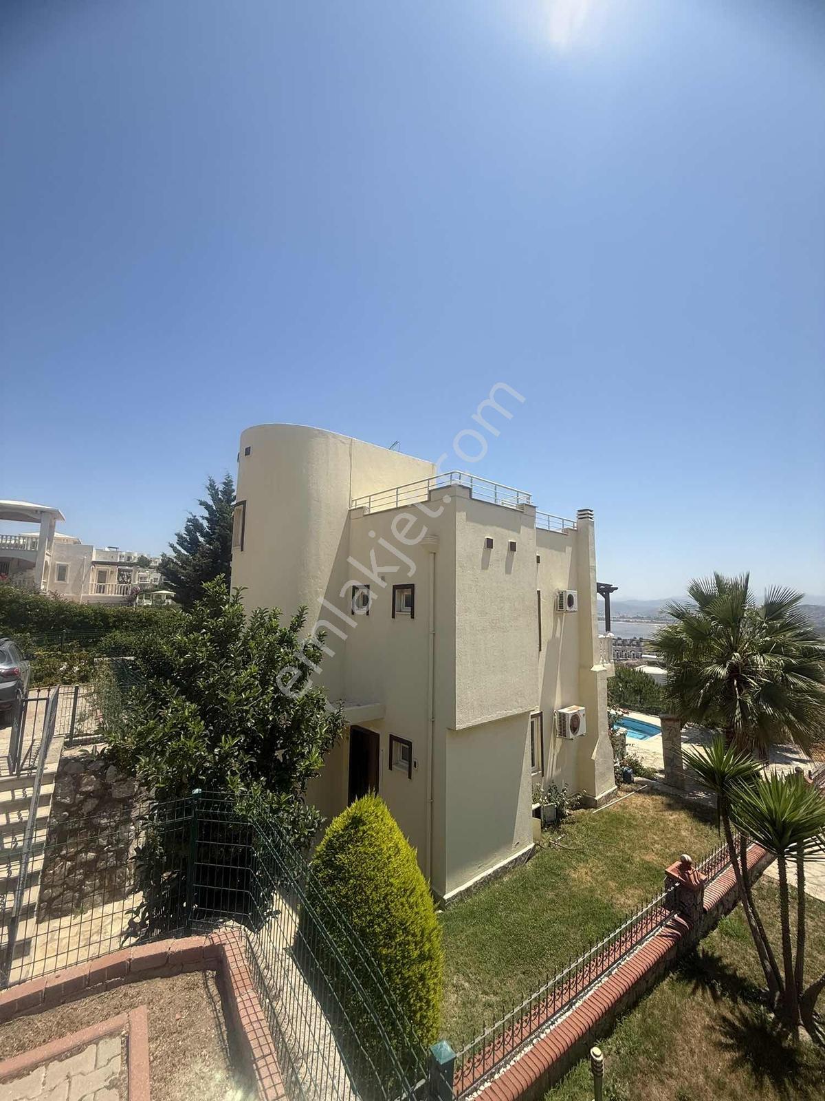 Muğla Bodrum Adabükü 4+1 Özel Havuzlu Göl Manzaralı Villa - Görsel 4