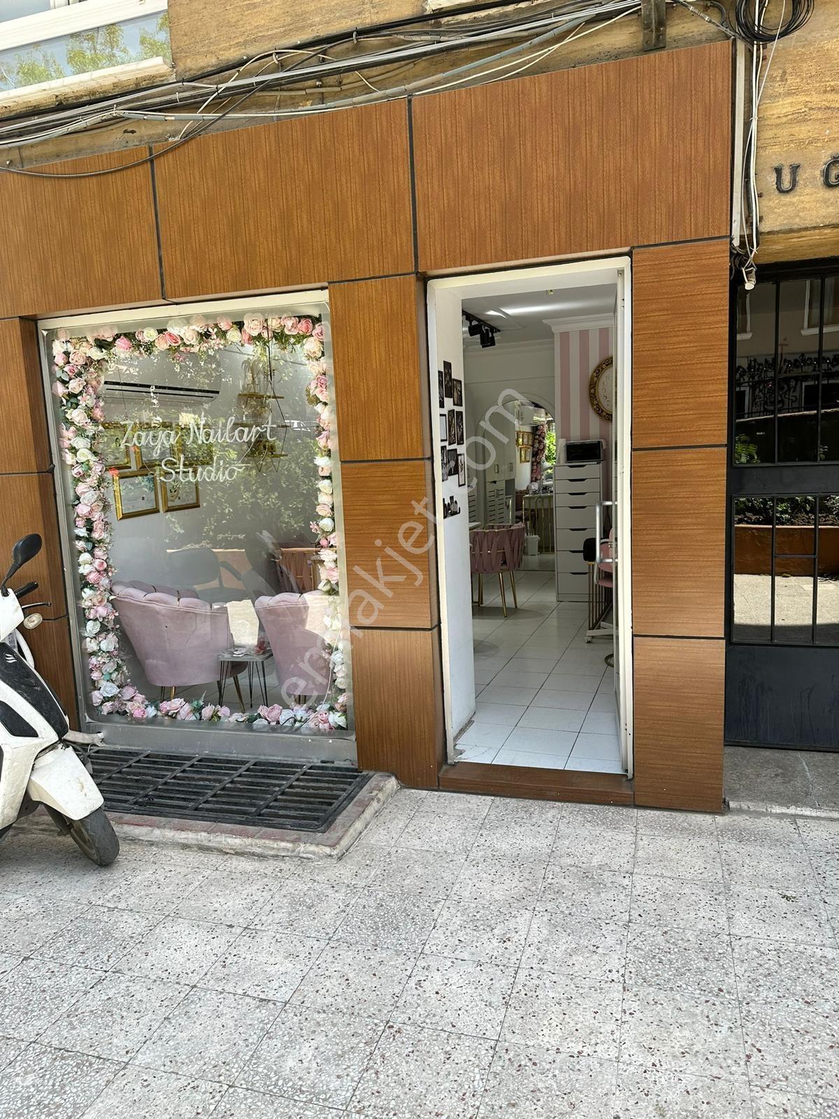 Moda Sahnesine 50 Metre Mesafede Emsalsiz Dükkan - Görsel 8