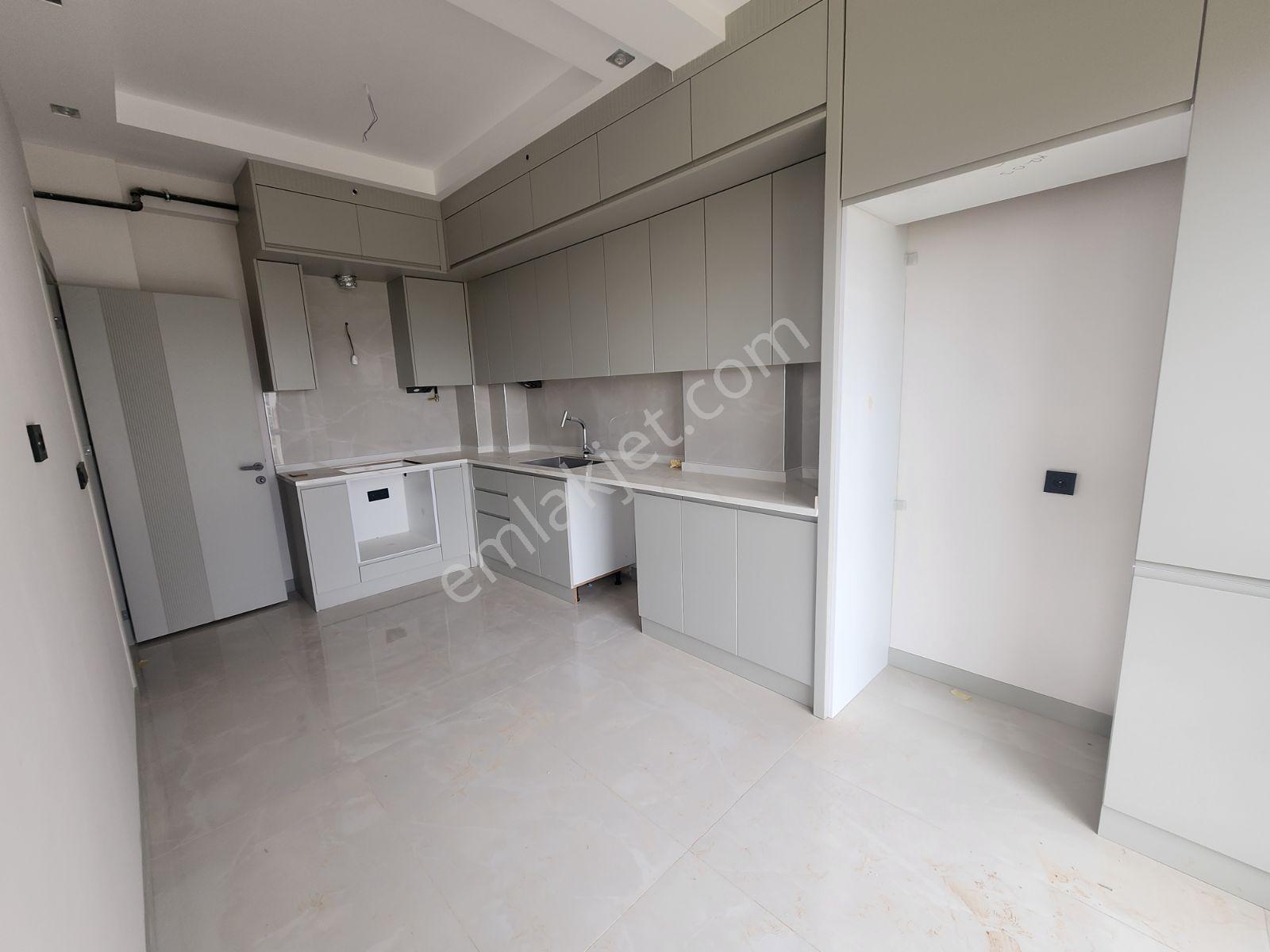 Üçler Ana Caddeye Yakın Sıfır 2+1 Kiralık Daire - Görsel 3