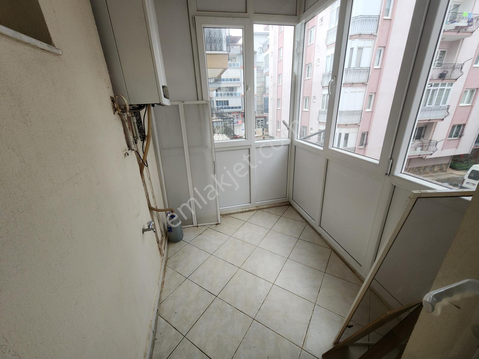 Sgk Adliye Aydem Yakını 190 M2 Site İçi Ara Kat Kiralık Daire - Görsel 12