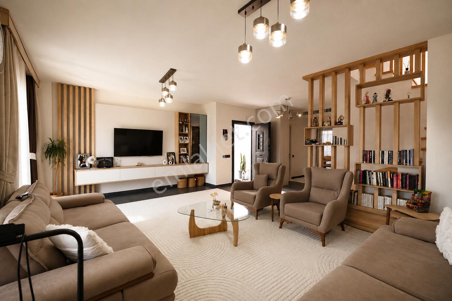 Akyarlar'da Site İçerisinde Satılık 4+2 Villa - Görsel 7