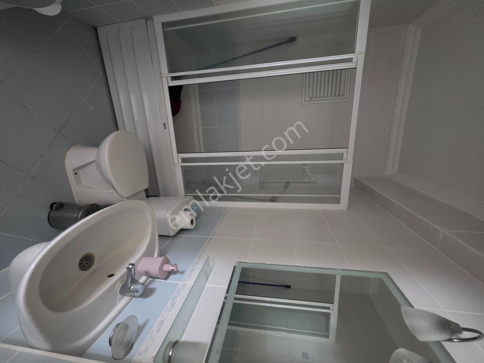 Bodrum Adabükü Turkuaz Sitesi Manzaralı Ebeveyn Banyolu 2+1daire - Görsel 5