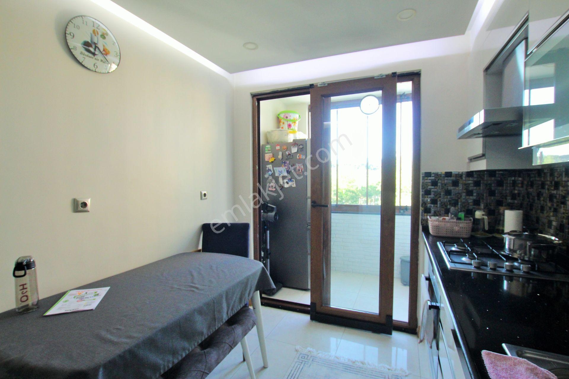 Çekmeköydeki Okullara Yakın, Manzaralı, Lüks, Yeni Kiralık Daire - Görsel 9