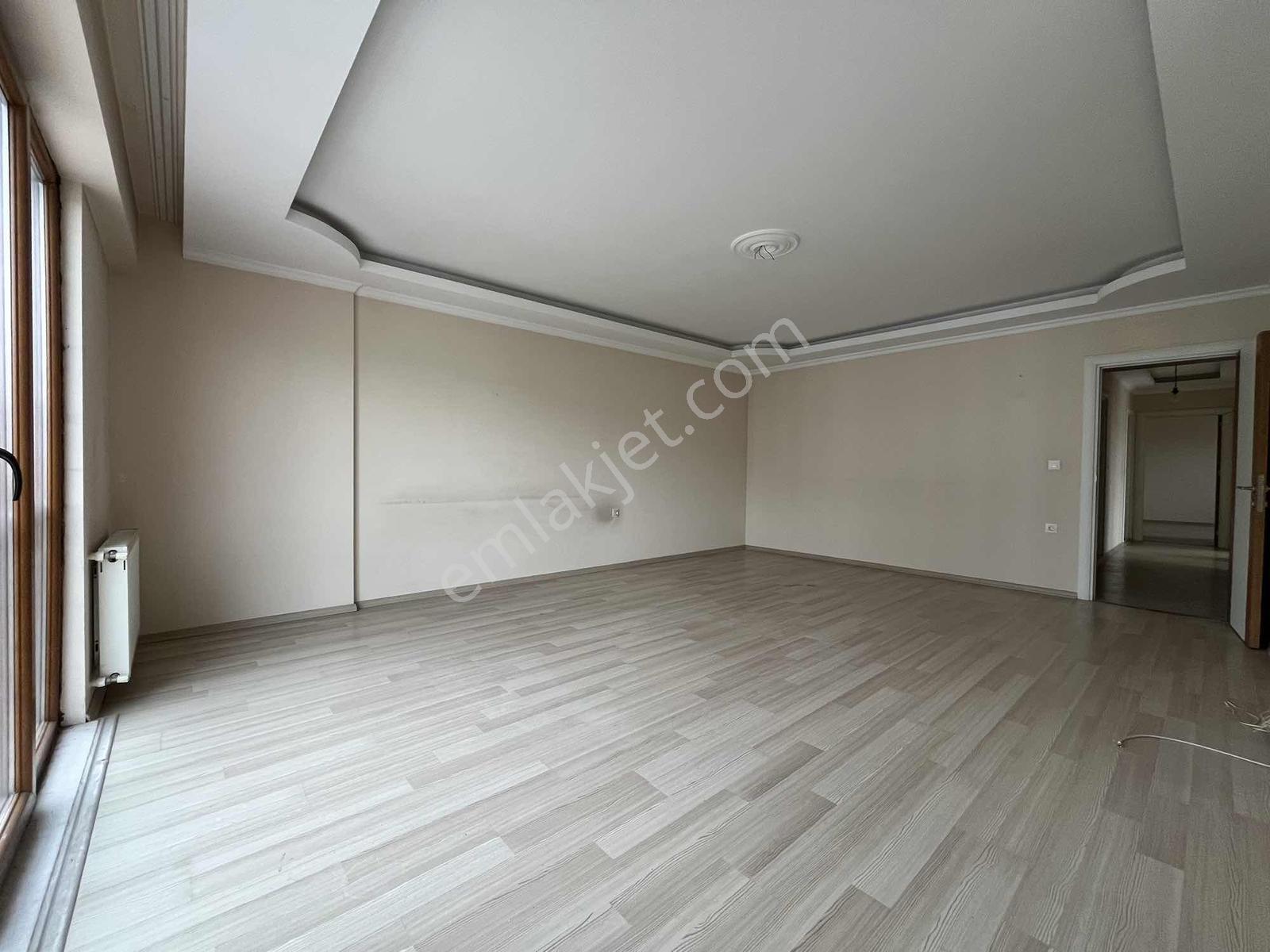 Demirci Mahallesi Site İçerisinde Ara Kat Satılık 3+1 Daire - Görsel 4