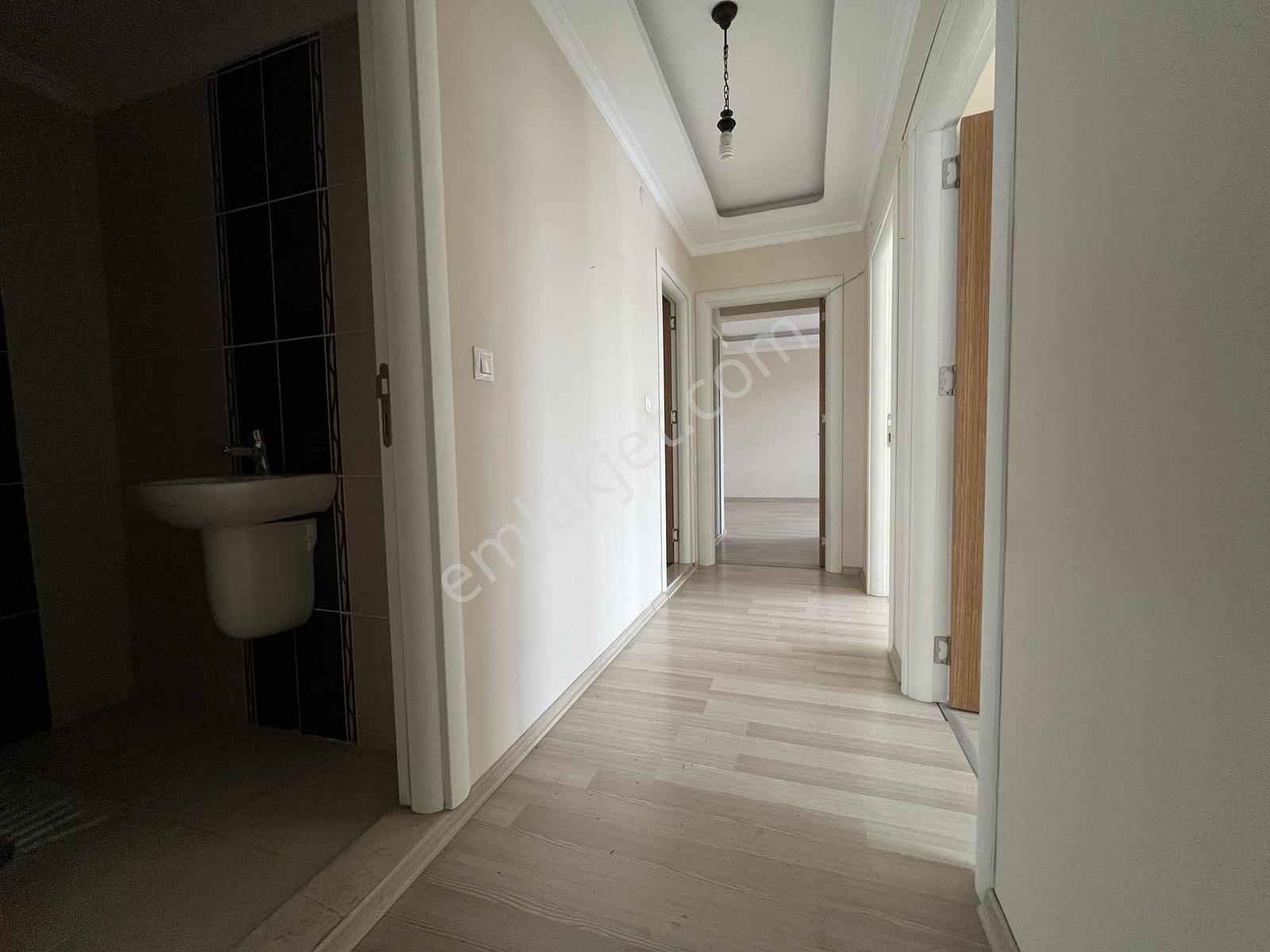 Demirci Mahallesi Site İçerisinde Ara Kat Satılık 3+1 Daire - Görsel 10