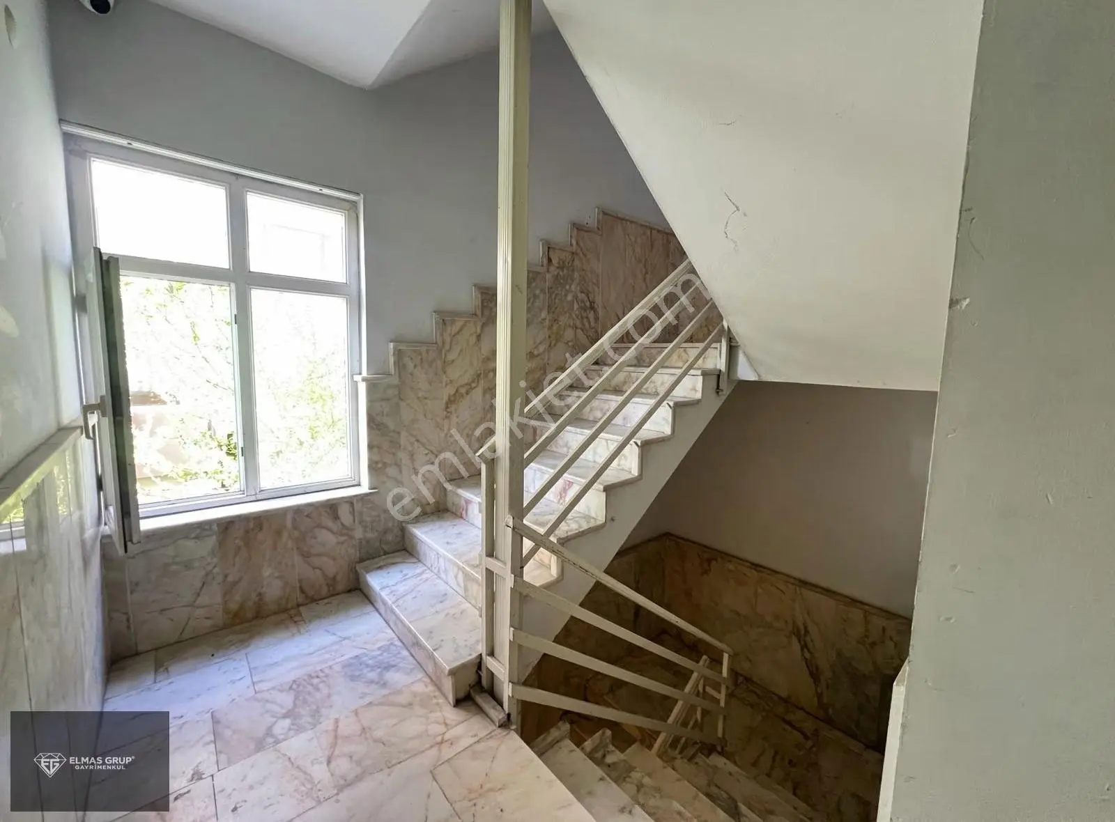 Adapzarı İstiklal Mah'nde Kiralık Herşey Dahil 1+1 Eşyalı Daire - Görsel 4