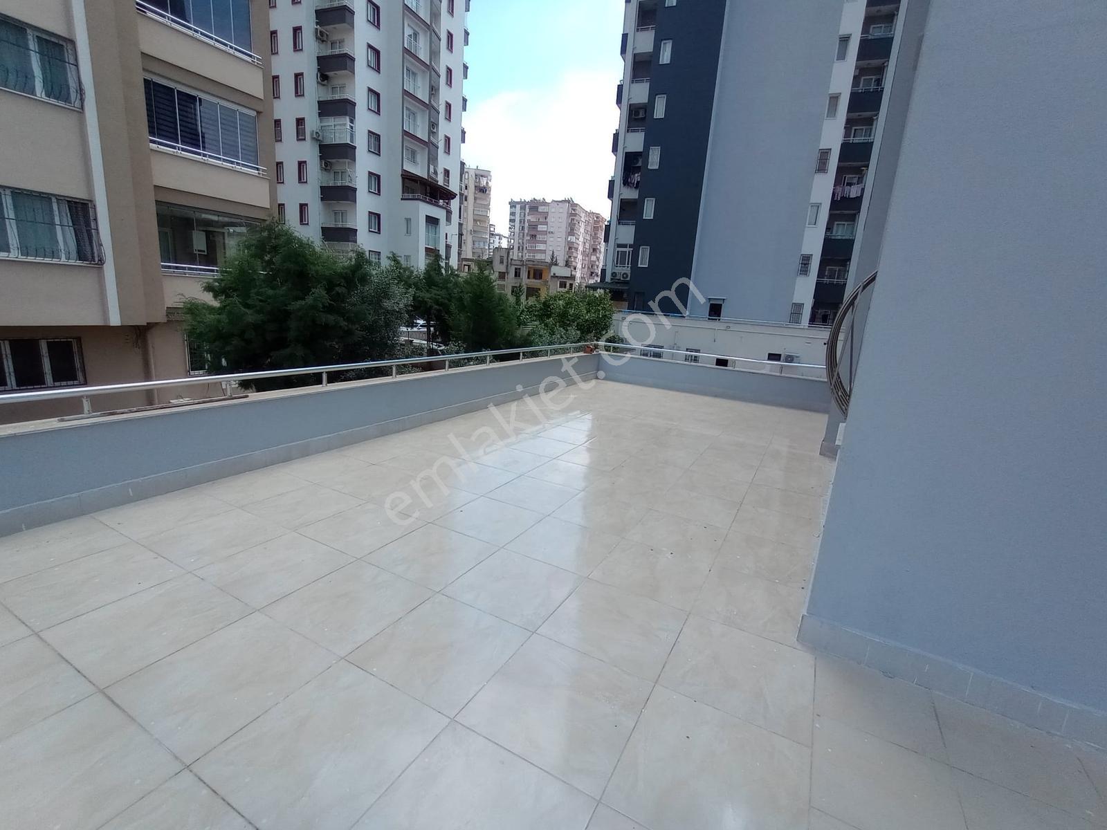 3 Ev Emlak'tan Yeşilyurt Mh. Metro Yolu Üzeri 3+1 Satılık Daire - Görsel 2