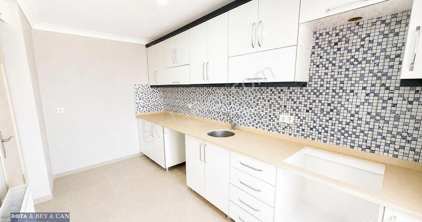 Rota'dan | Merkezi Isıtmalı | Ana Cadde Üzerinde | Kiralık Daire - Görsel 14