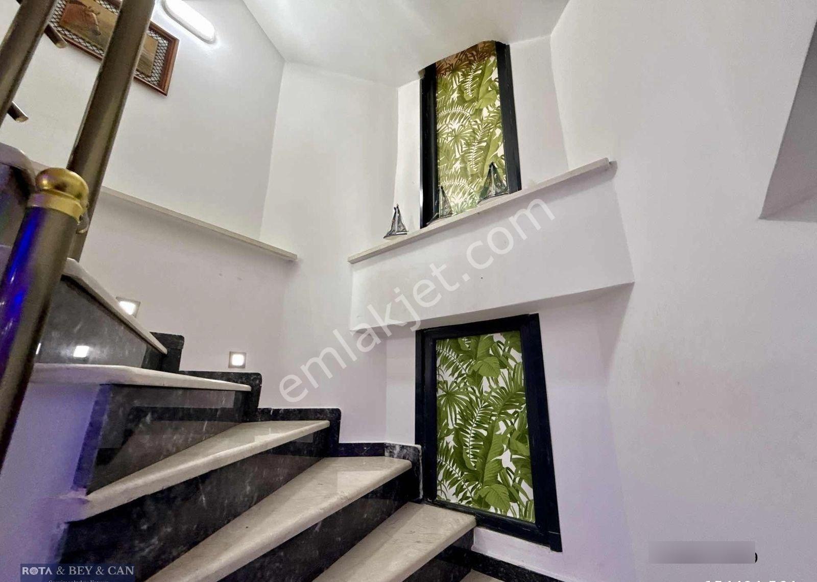 Rota'dan | İskele'ye Yürüme Mesafesinde, Site İçinde, 3+1 Villa - Görsel 2