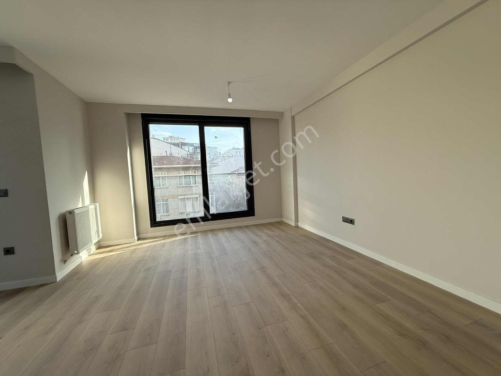 Suadiye'de Sıfır Binada Satılık 2+1 Daire, 75m² Net - Görsel 14