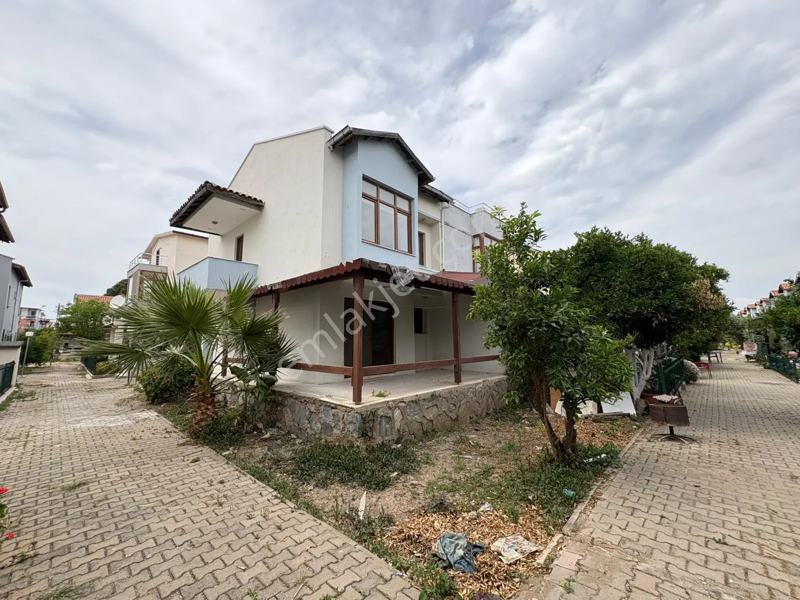 Rota Emlak'tan Denize Sıfır Site İçerisinde 3+1 Satılık Villa - Görsel 2