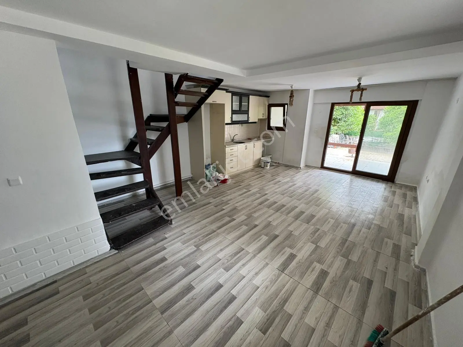 Rota Emlak'tan Denize Sıfır Site İçerisinde 3+1 Satılık Villa - Görsel 3