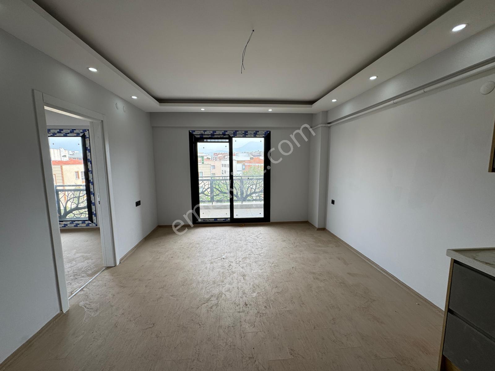 Zeki Emlak'tan Manisa Muradiye Mahallesinde Havuzlu Site İçinde 1+1 Kiralık Daire - Görsel 6