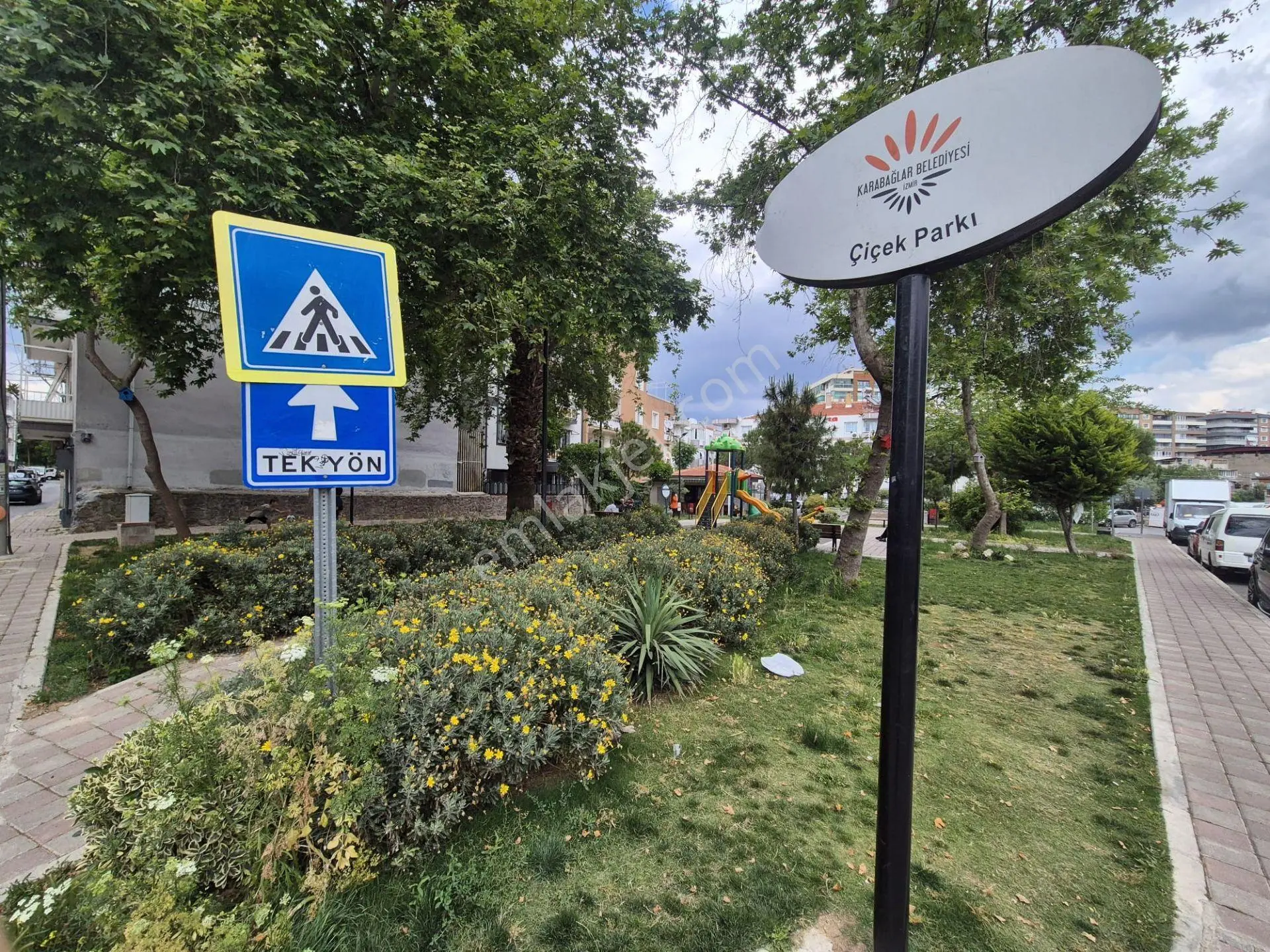 Karabağlar Selvili De 148 M2 Satılık Dükkan - Görsel 3