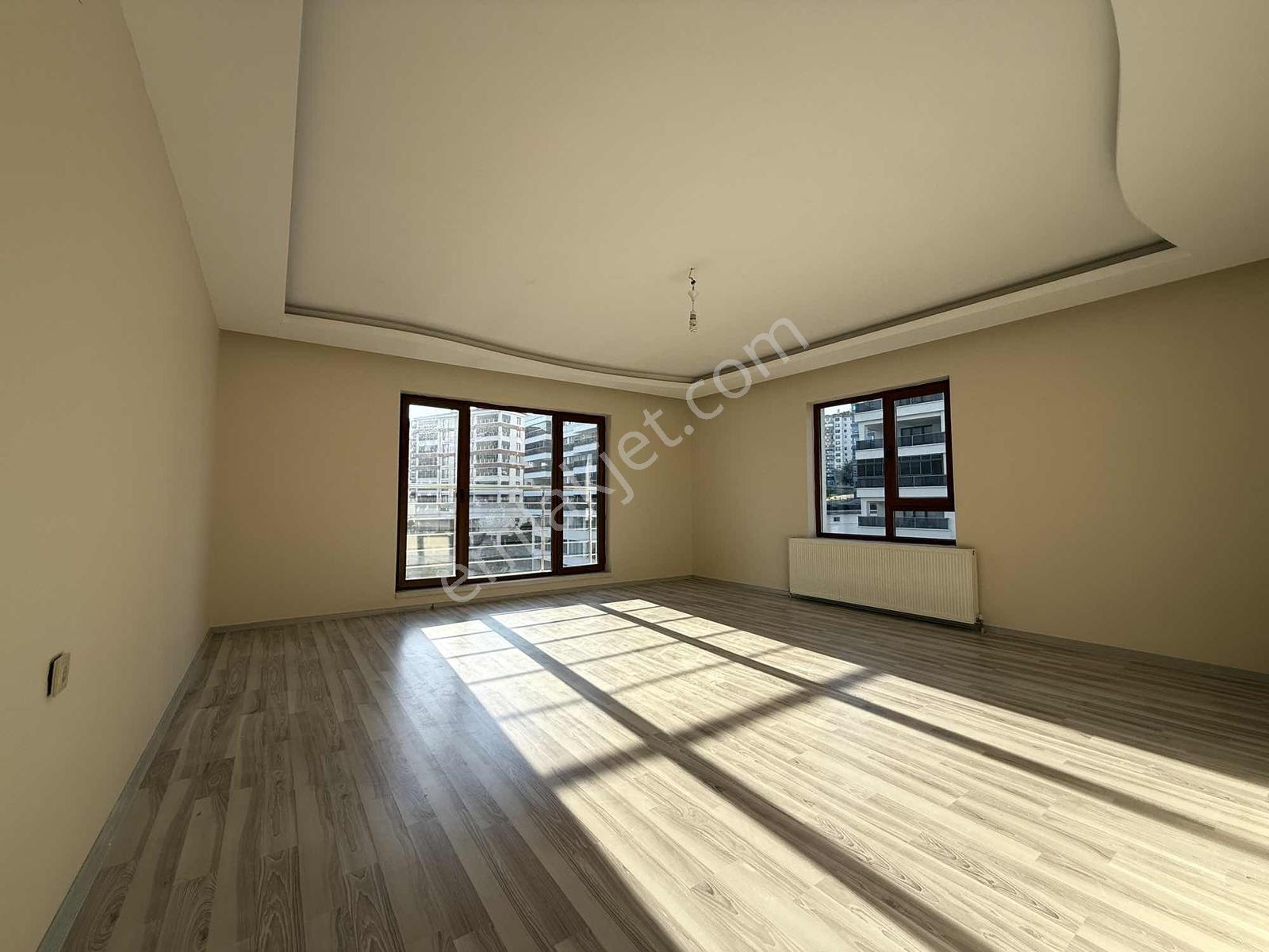 Yüce'den▓site İçerisin'de Geniş Oturumlu Ebeveyn.b Geniş Balkon - Görsel 28