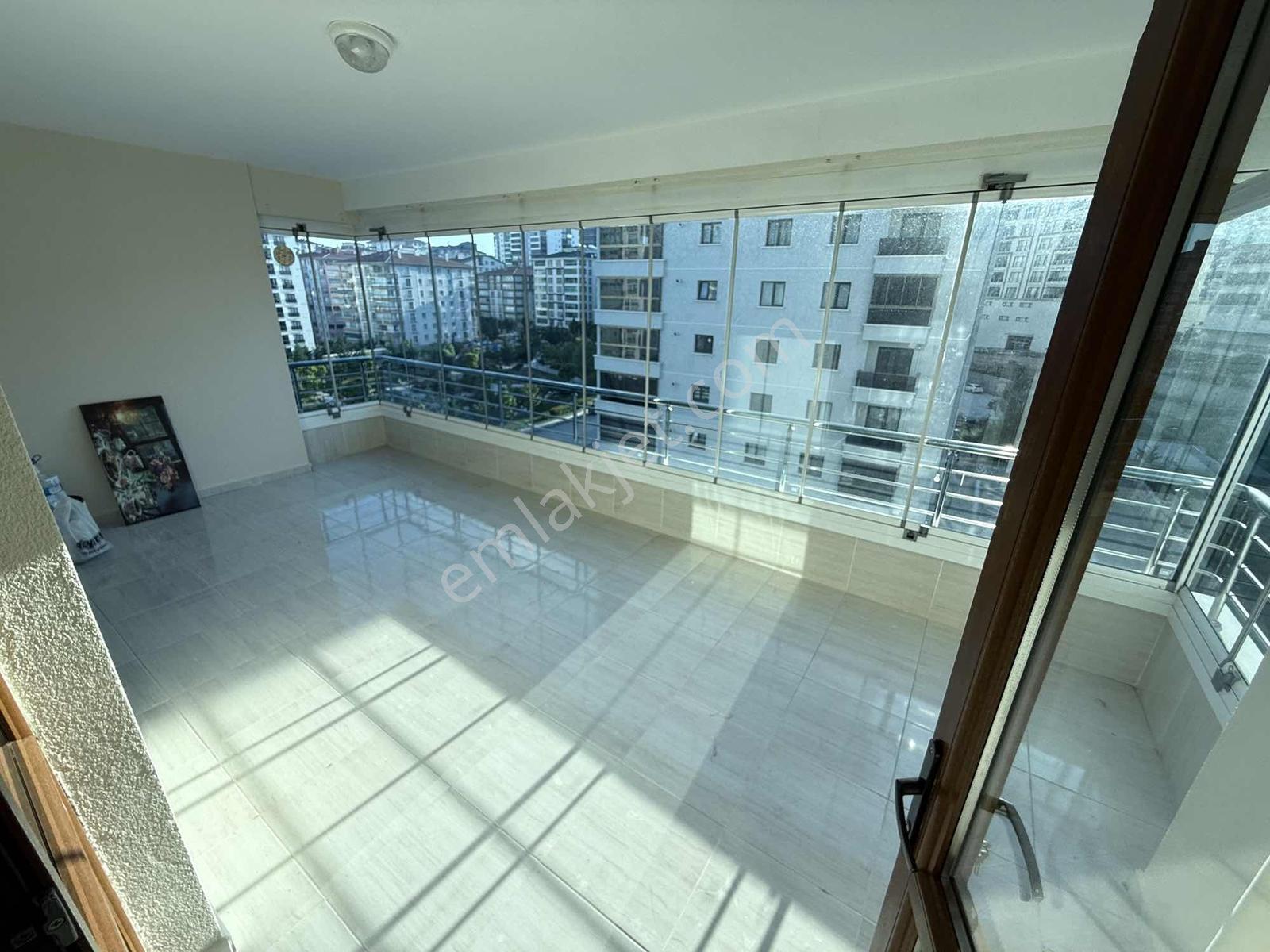 Yüce'den▓site İçerisin'de Geniş Oturumlu Ebeveyn.b Geniş Balkon - Görsel 23