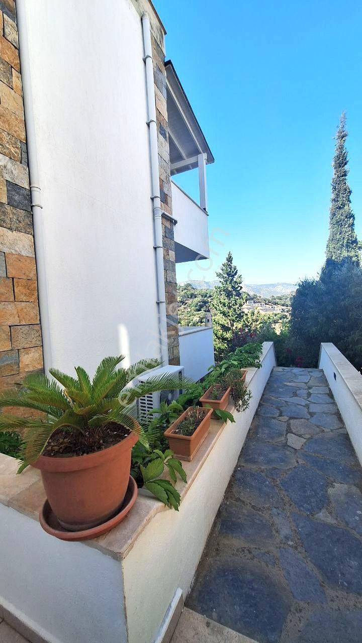 Bodrum Yahşi'de 3+1 Full Eşyalı 4 Aylık Kiralık Dubleks Daire - Görsel 13