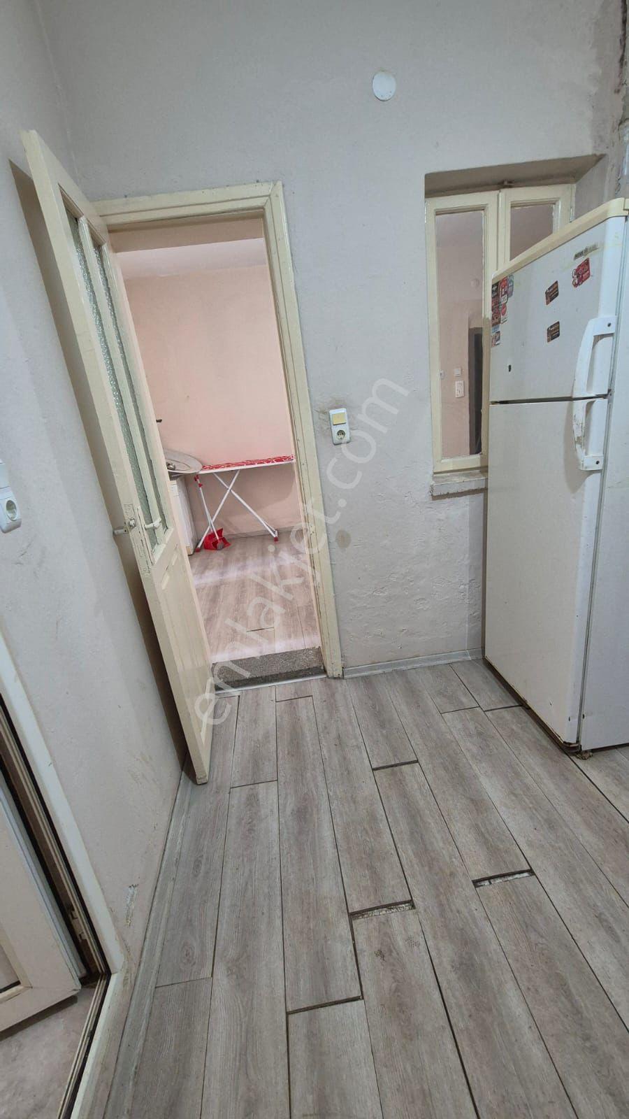 📣 Altıntaş Mahallesinde 2+1 Çarşı İçinde Eşyalı Kiralık Daire 📣 - Görsel 2
