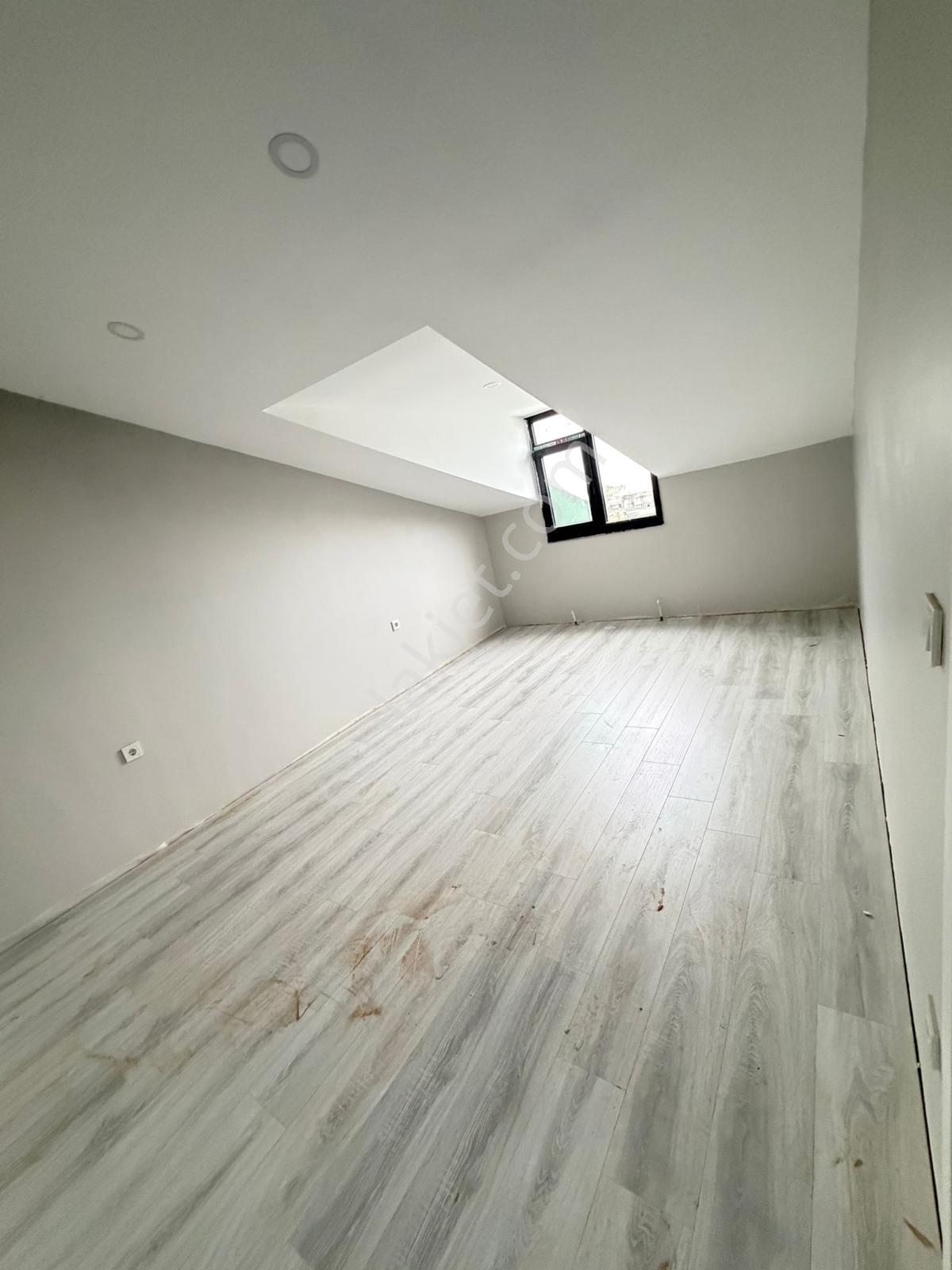 Büyükçekmece Celaliye Bölgesinde 2+1 Bahçe Kullanımlı Lüks Daire - Görsel 11