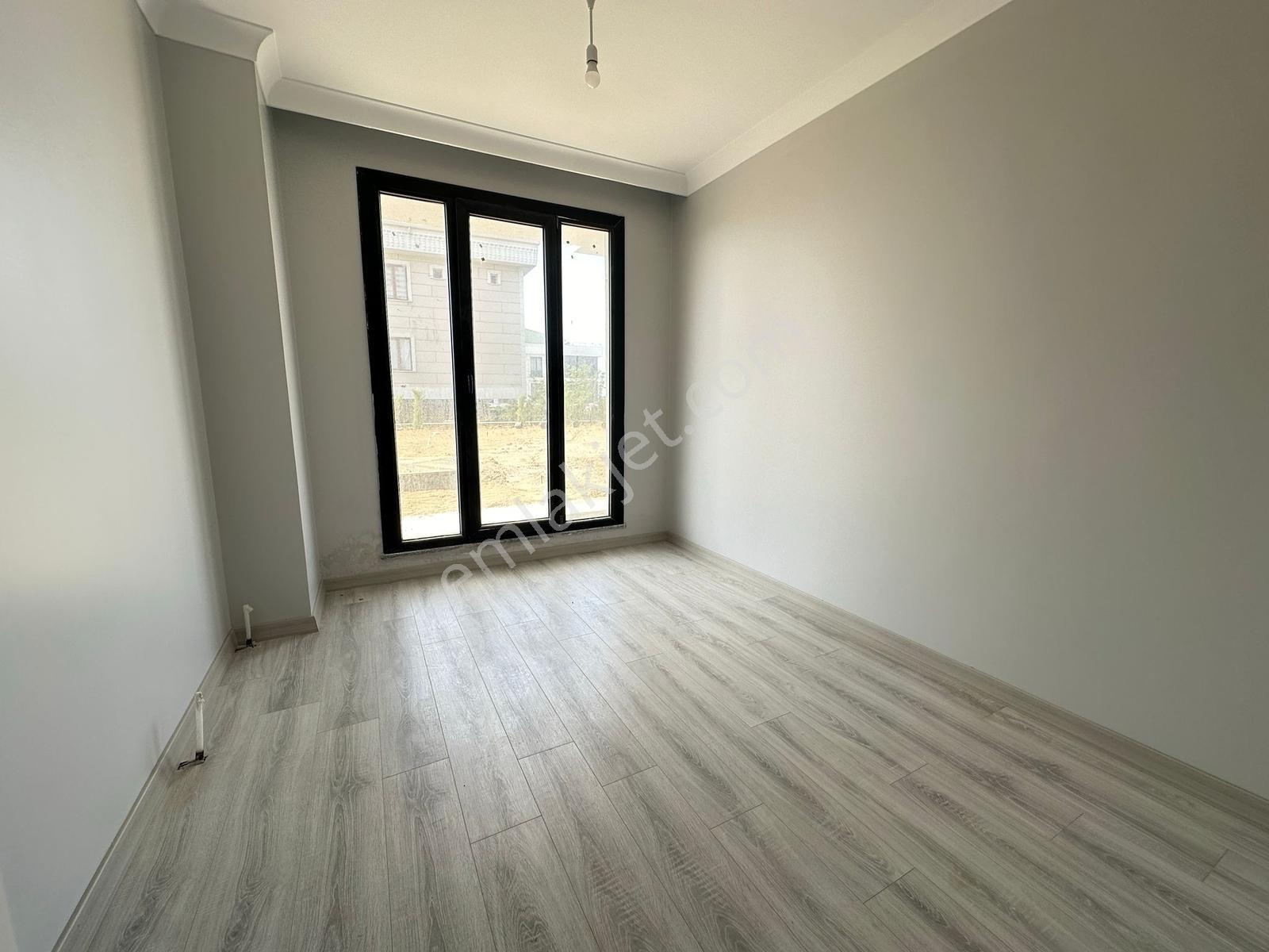 Büyükçekmece Celaliye Bölgesinde 2+1 Bahçe Kullanımlı Lüks Daire - Görsel 13